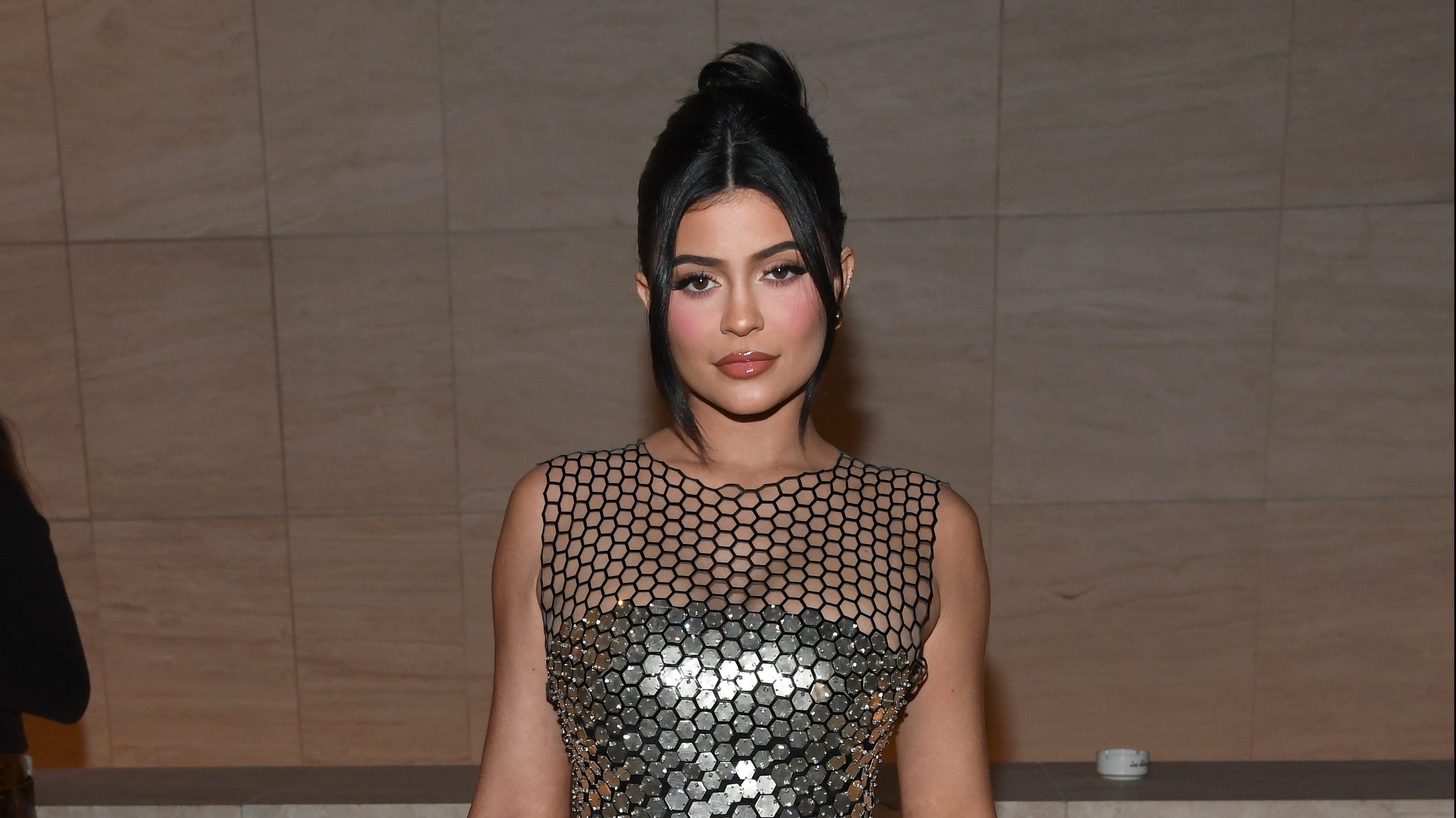 Kylie Jenner készített egy videót, ami a terhességének időszakát követi végig