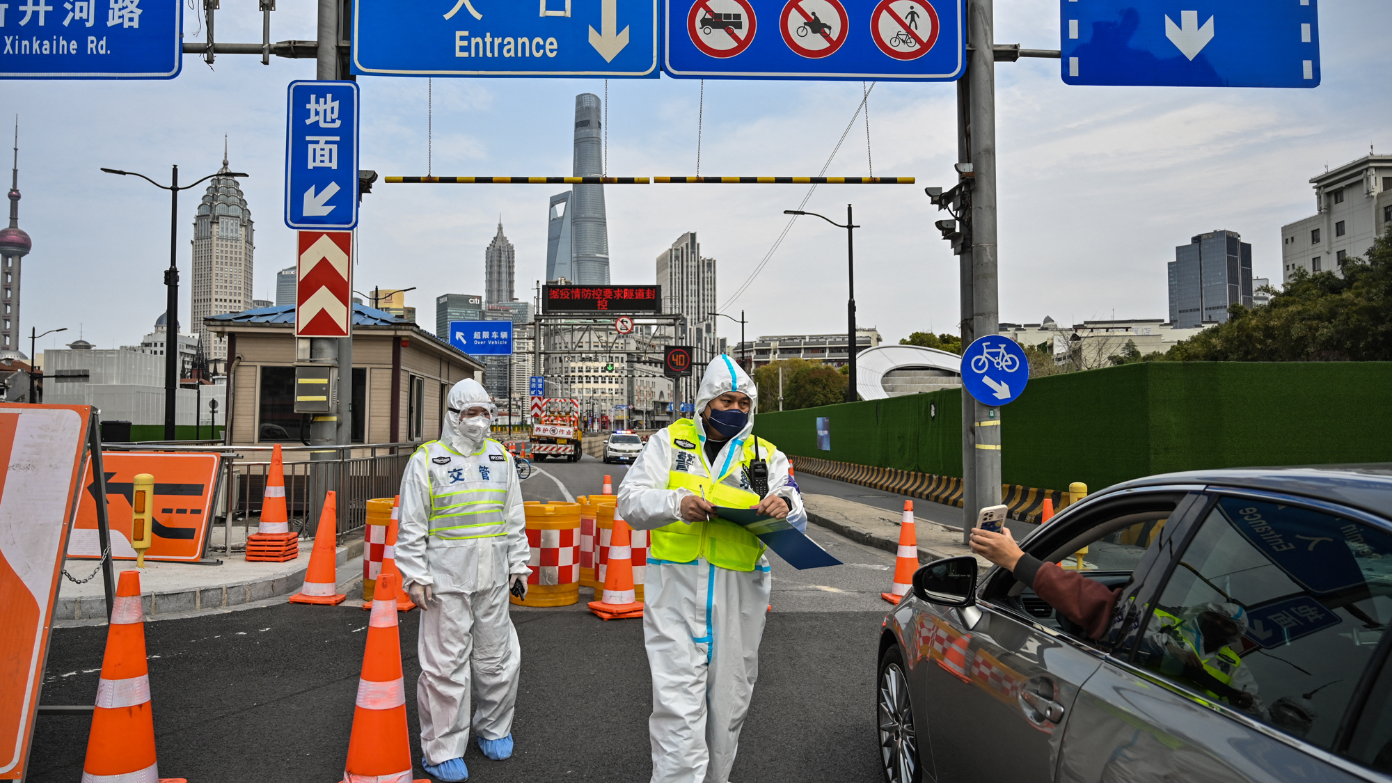 Párezer fertőzött miatt lezárnak egy megapoliszt