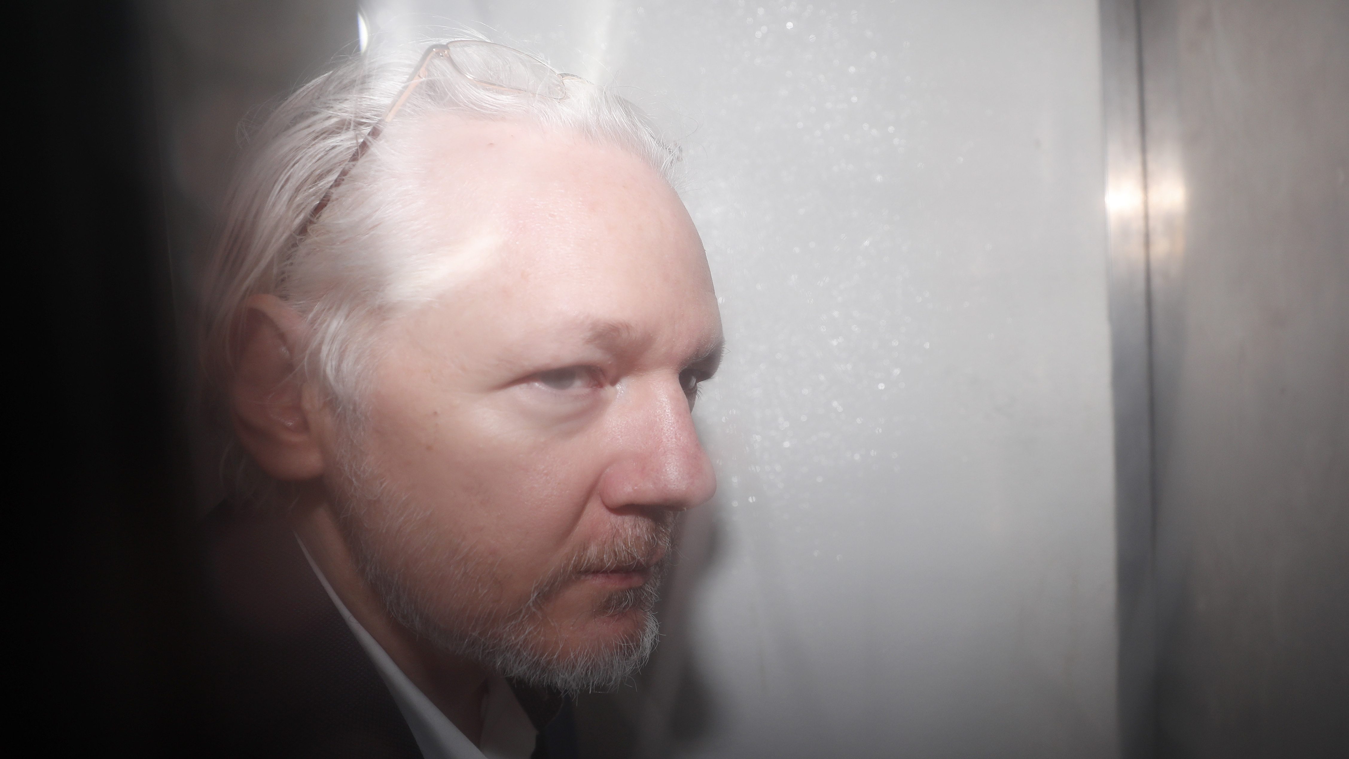 Elrendelték Julian Assange kiadatását az Egyesült Államoknak