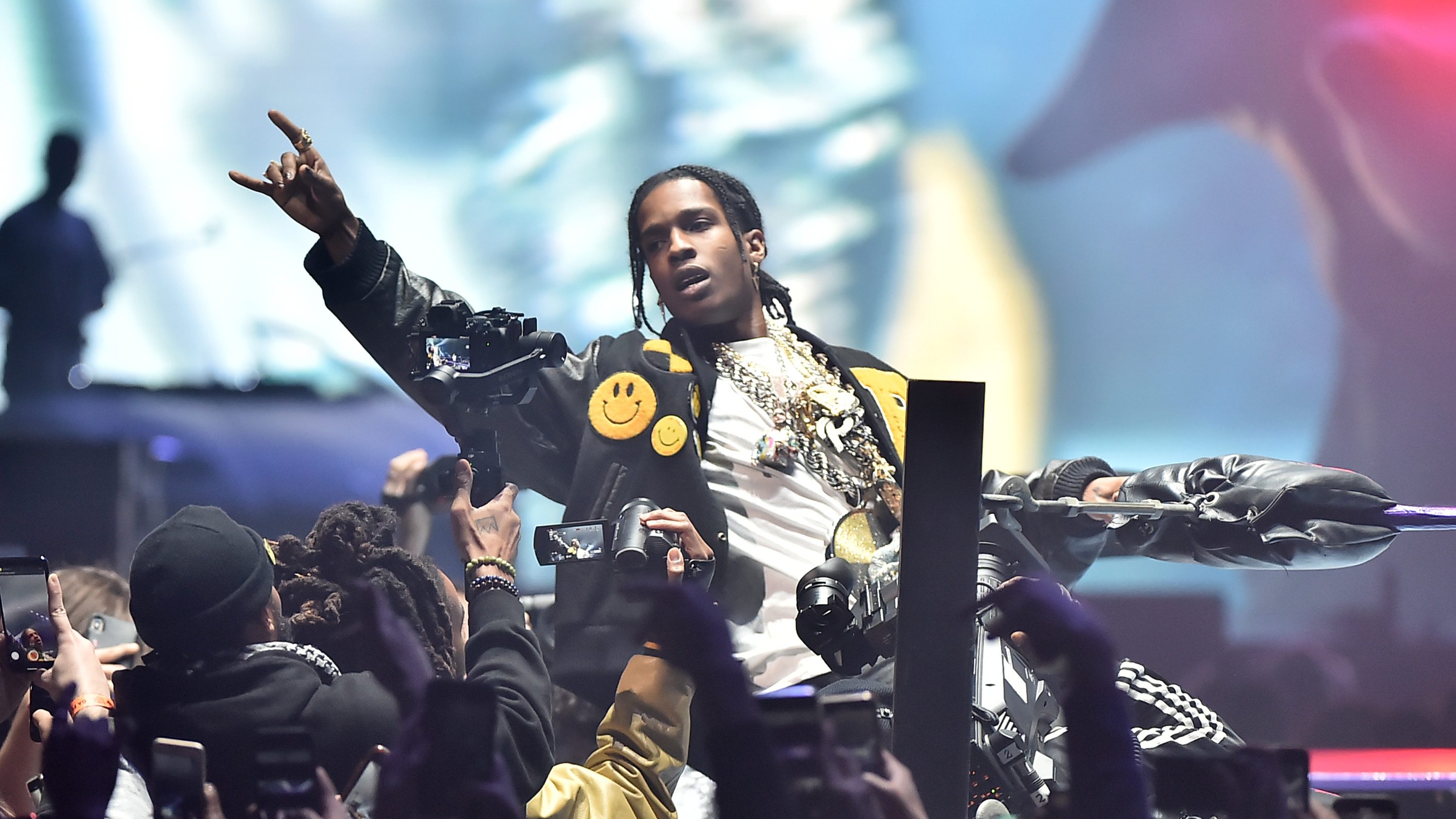 A$AP Rocky 550 ezer dolláros óvadékot tett le, kiengedték az őrizetből