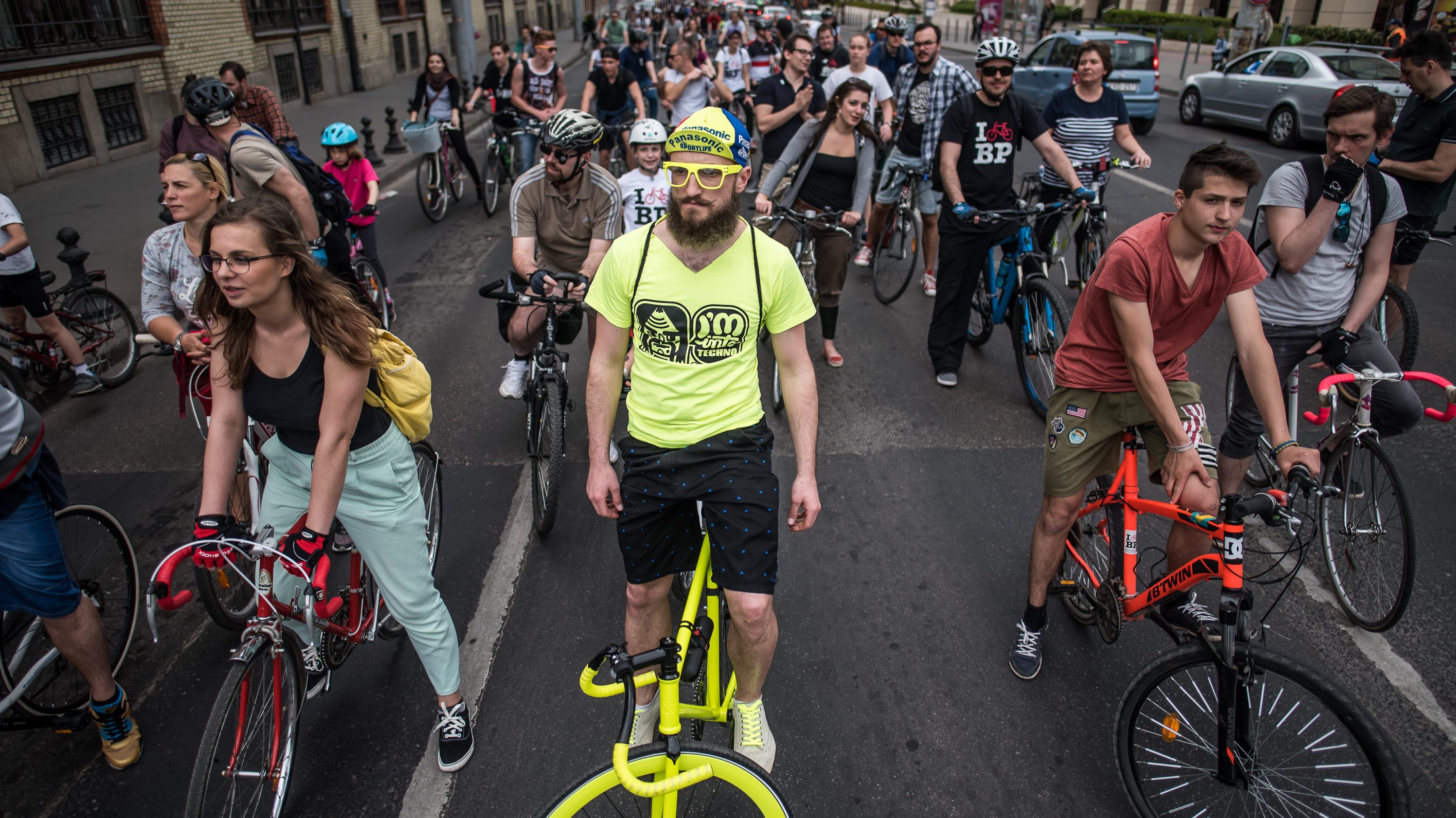 Biciklis felvonulás miatt forgalomkorlátozás lesz szombaton Budapesten