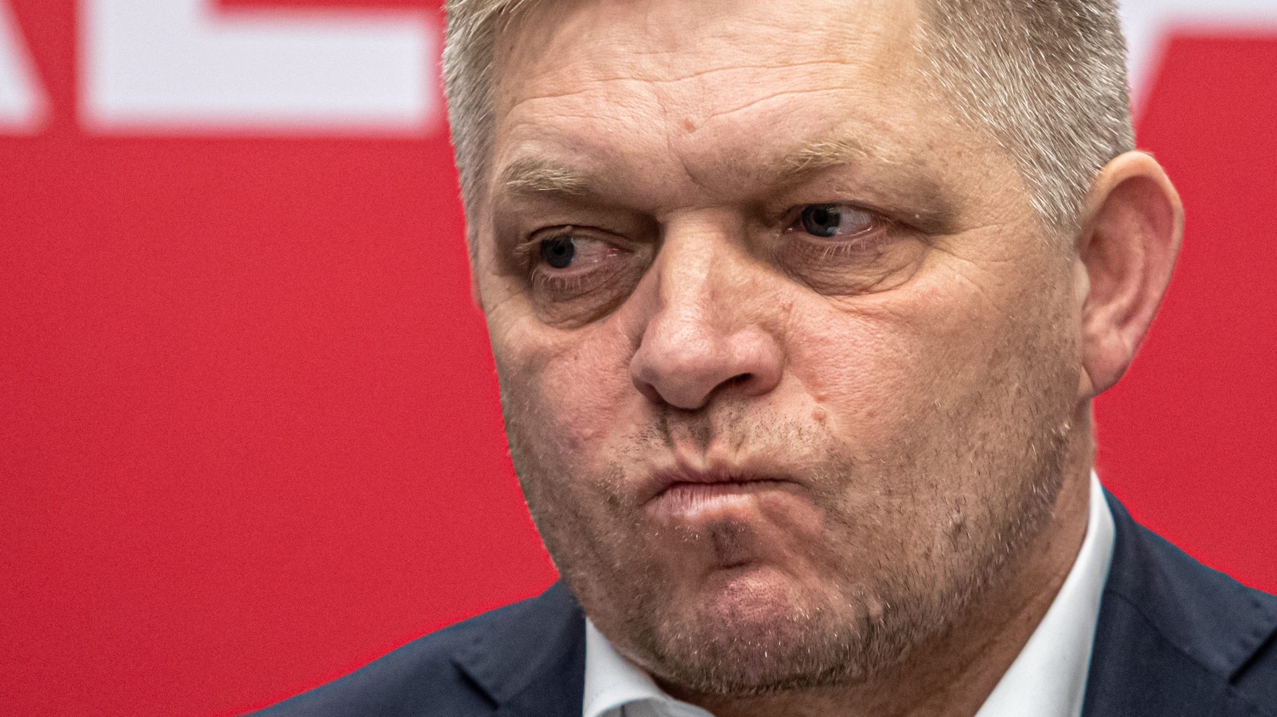 Az eljárás alá vont Robert Fico szerint Szlovákia nem jogállam, hanem amerikai tartomány