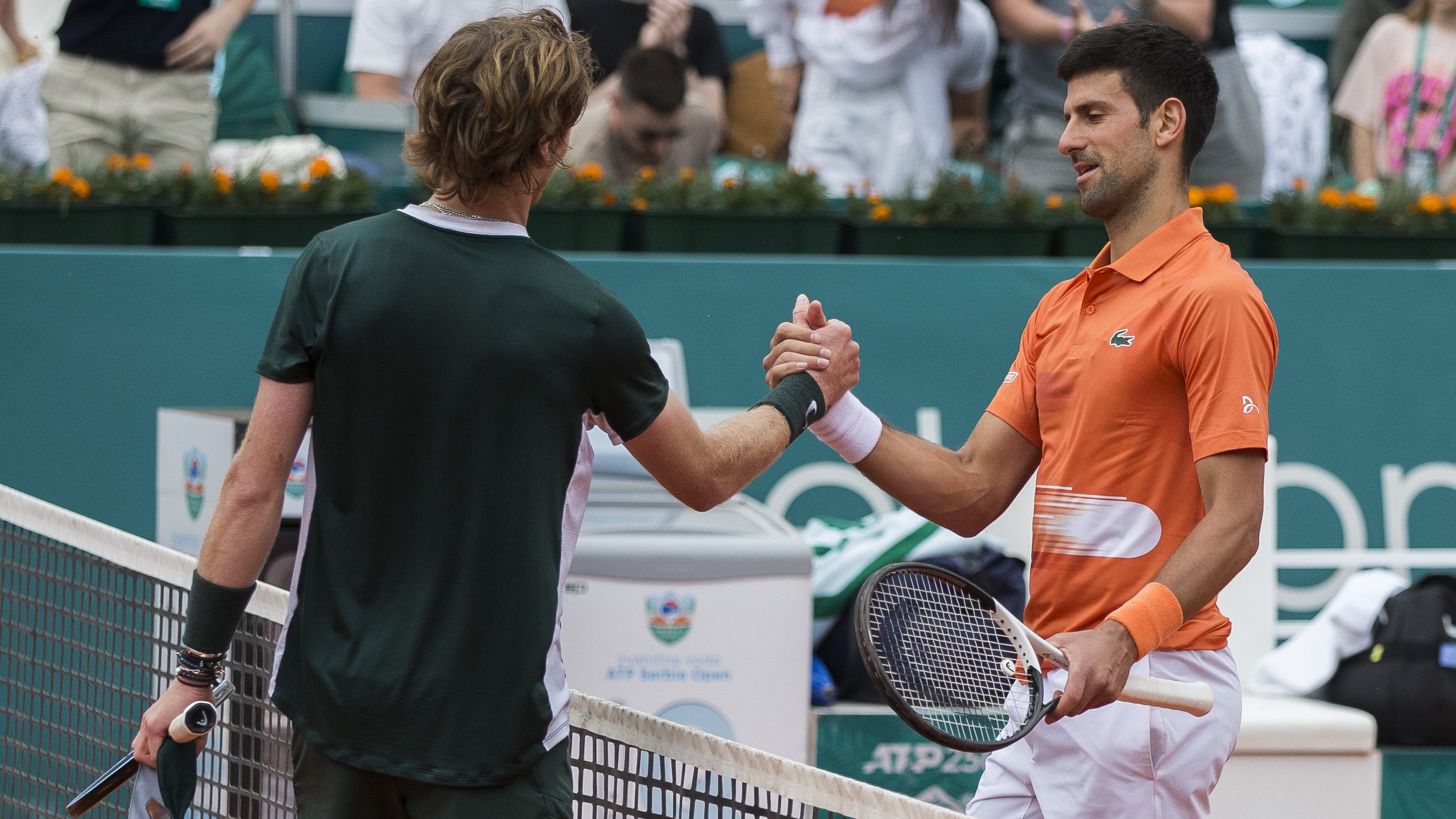 Novak Djokovic elveszítette idei első döntőjét, majd szólt az orosz győztesnek, hogy jövőre is jöjjön el