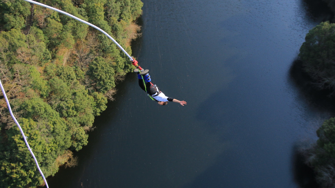 Bungee jumping-balesetet vettek videóra Argentinában