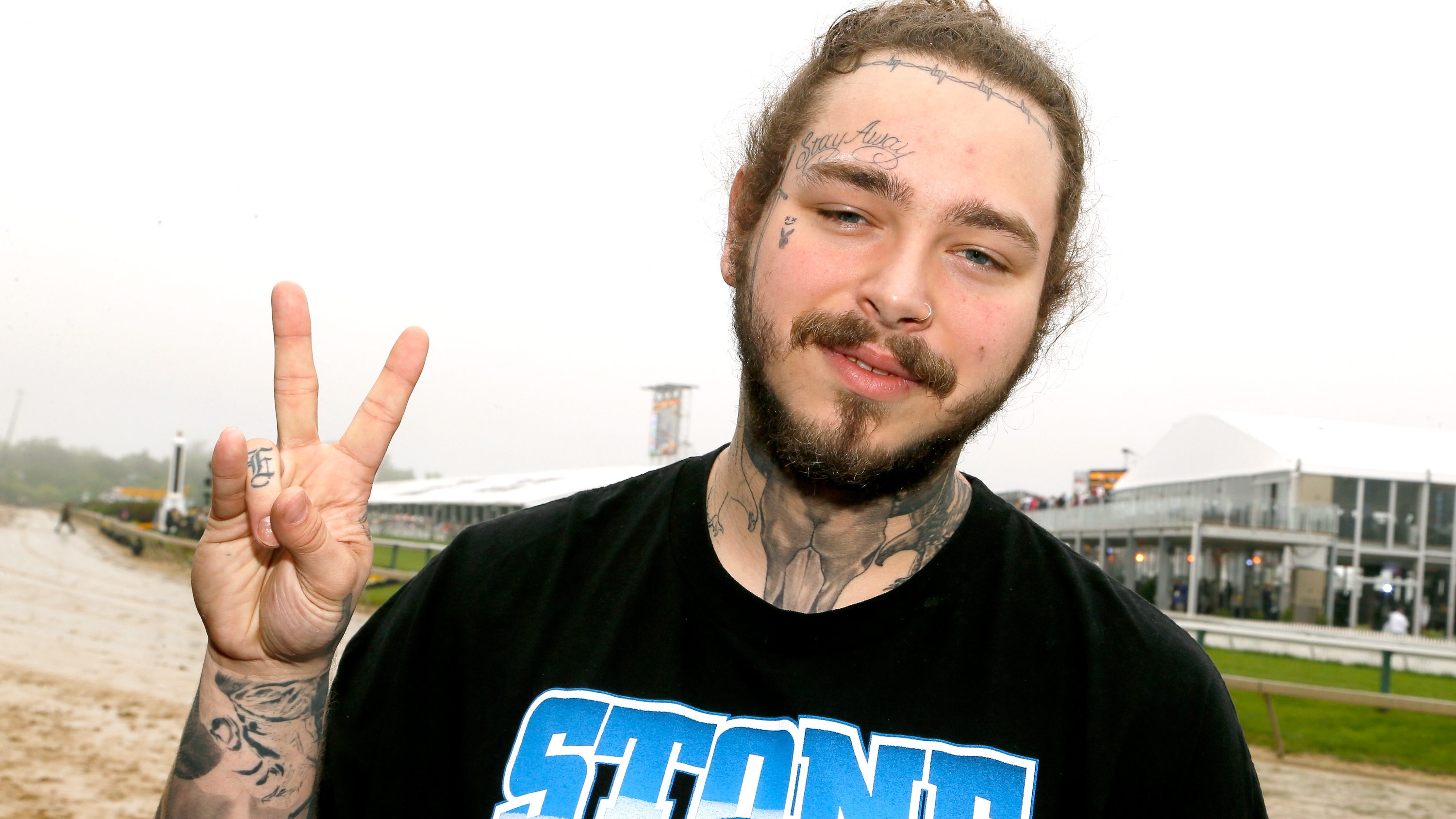 Post Malone apa lett, el is jegyezte a kislánya édesanyját