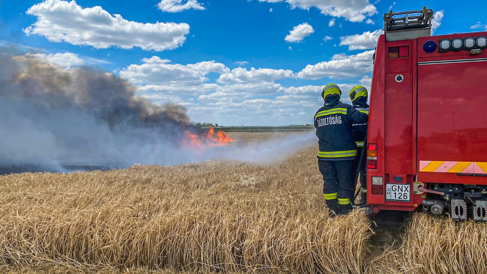 Több hektáron gyulladt ki a gabona Makón és Martfűnél