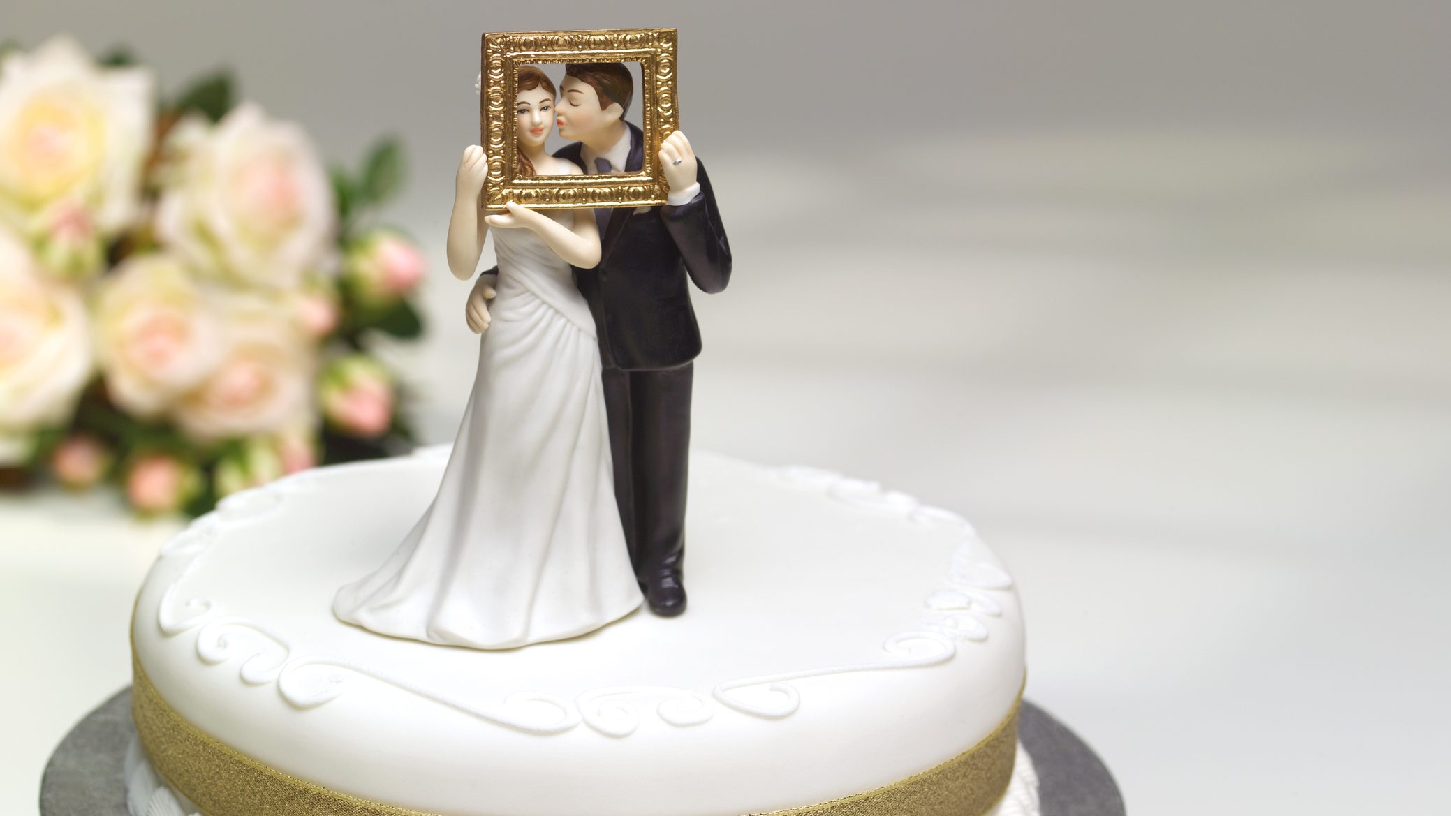 14 évvel azután, hogy „összeházasodtak” az oviban, a valóságban is egybekel a brit pár