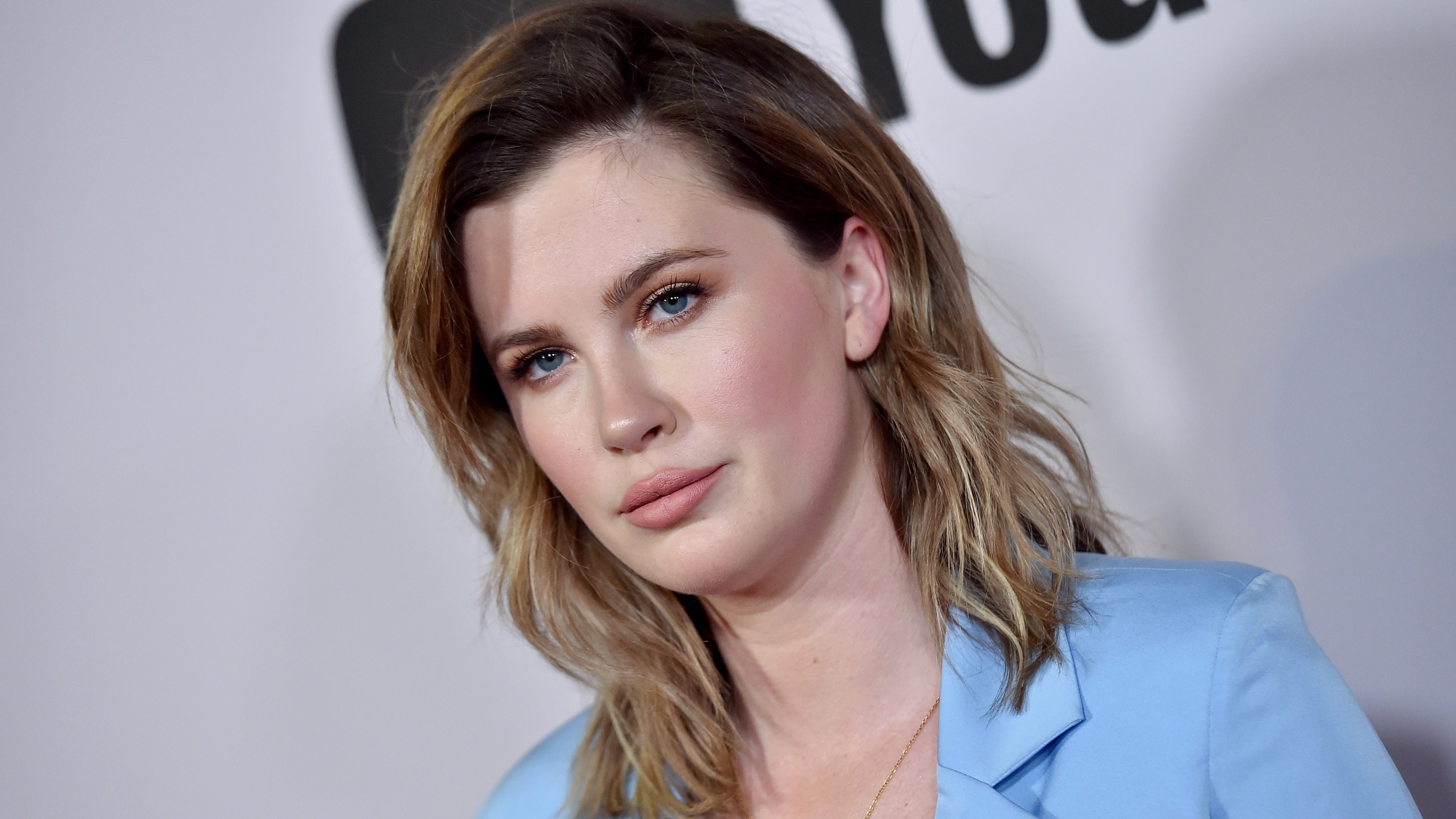 Ireland Baldwin elmondta, hogy tinikorában megerőszakolták, később abortusza volt