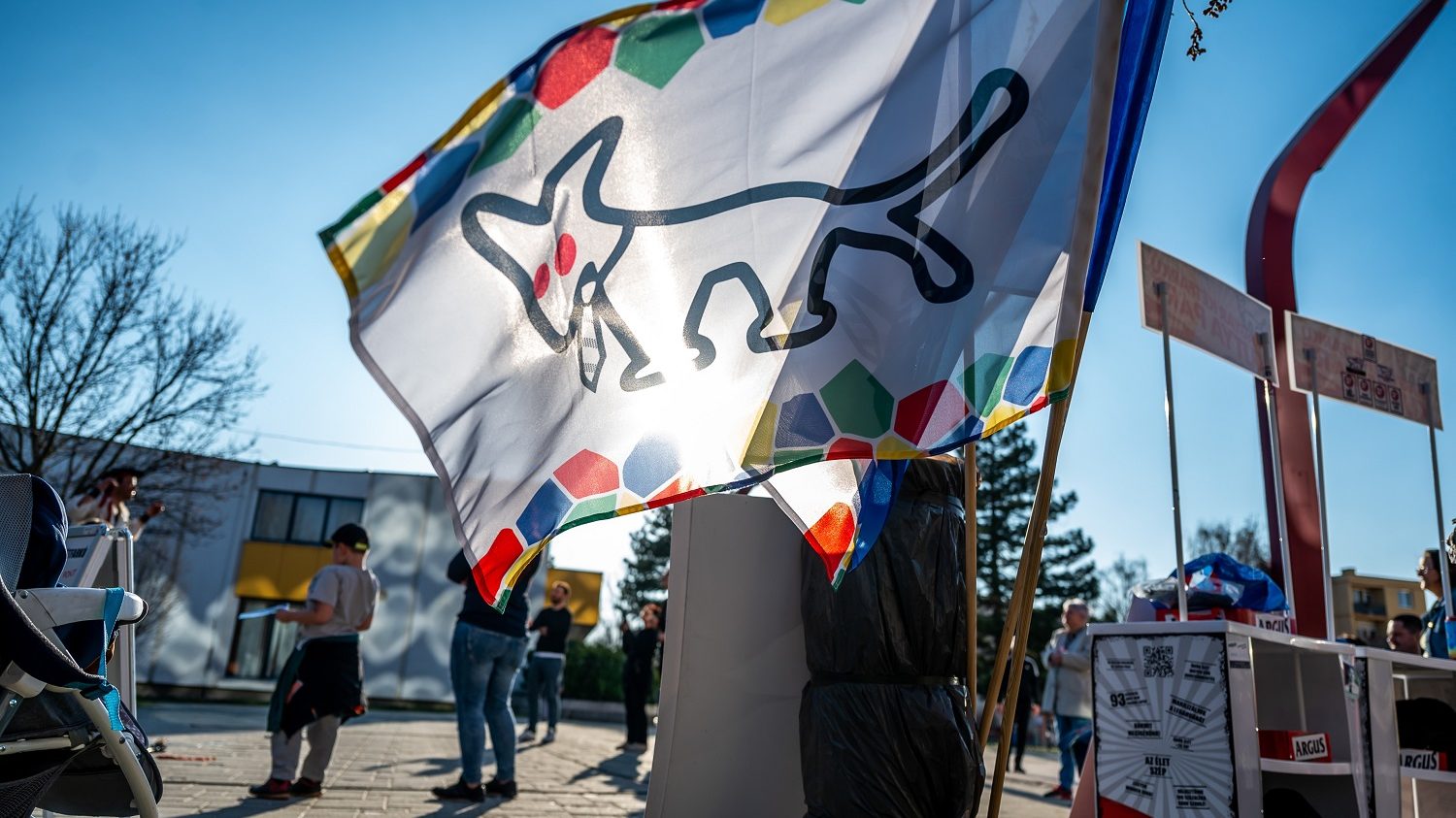 Nézőpont Intézet: a Kétfarkú Kutya Párt bejutna most a parlamentbe