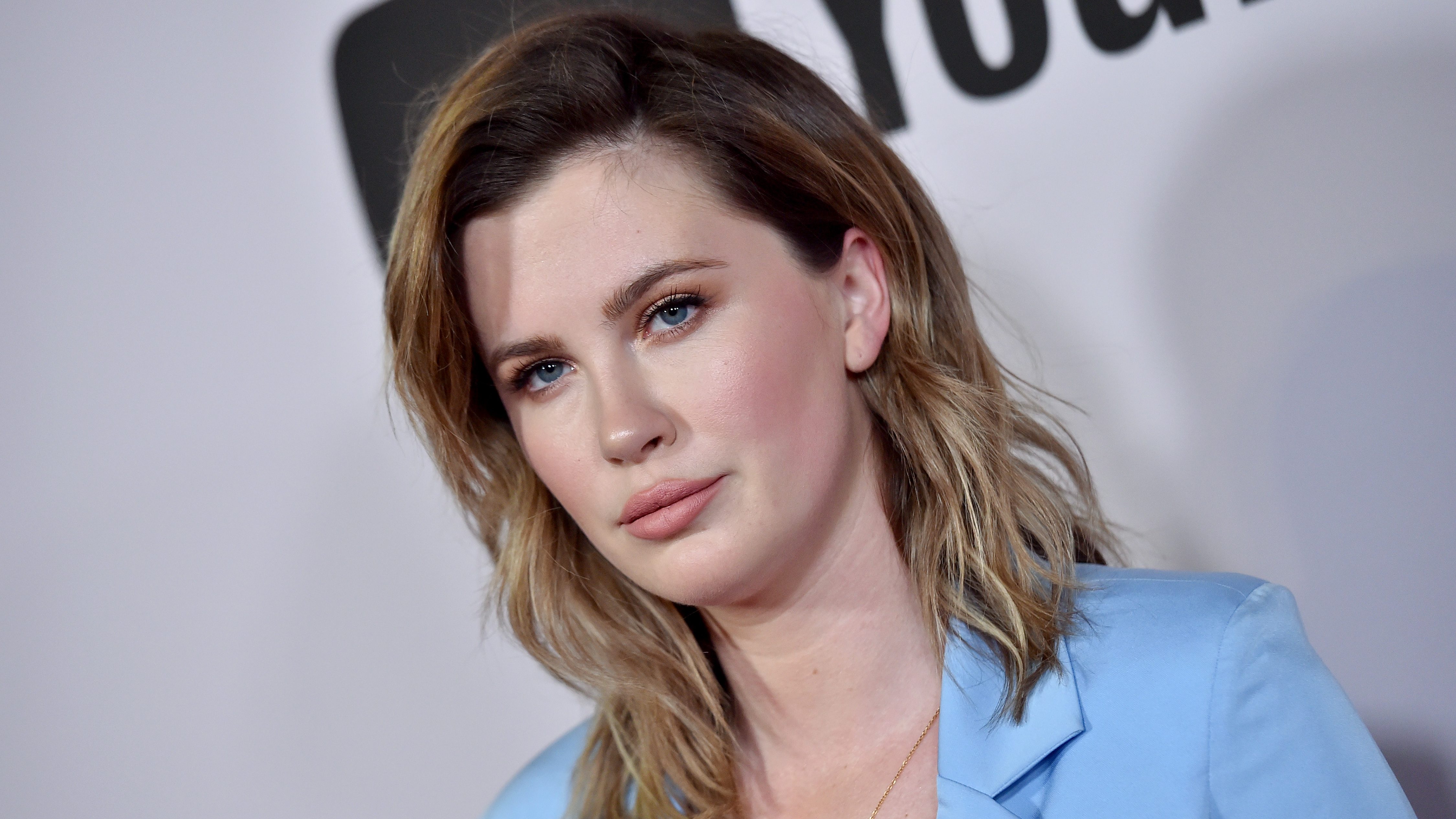 Egyetlen arcmaszk volt Ireland Baldwin összviselete új képén – törölte is az Instagram