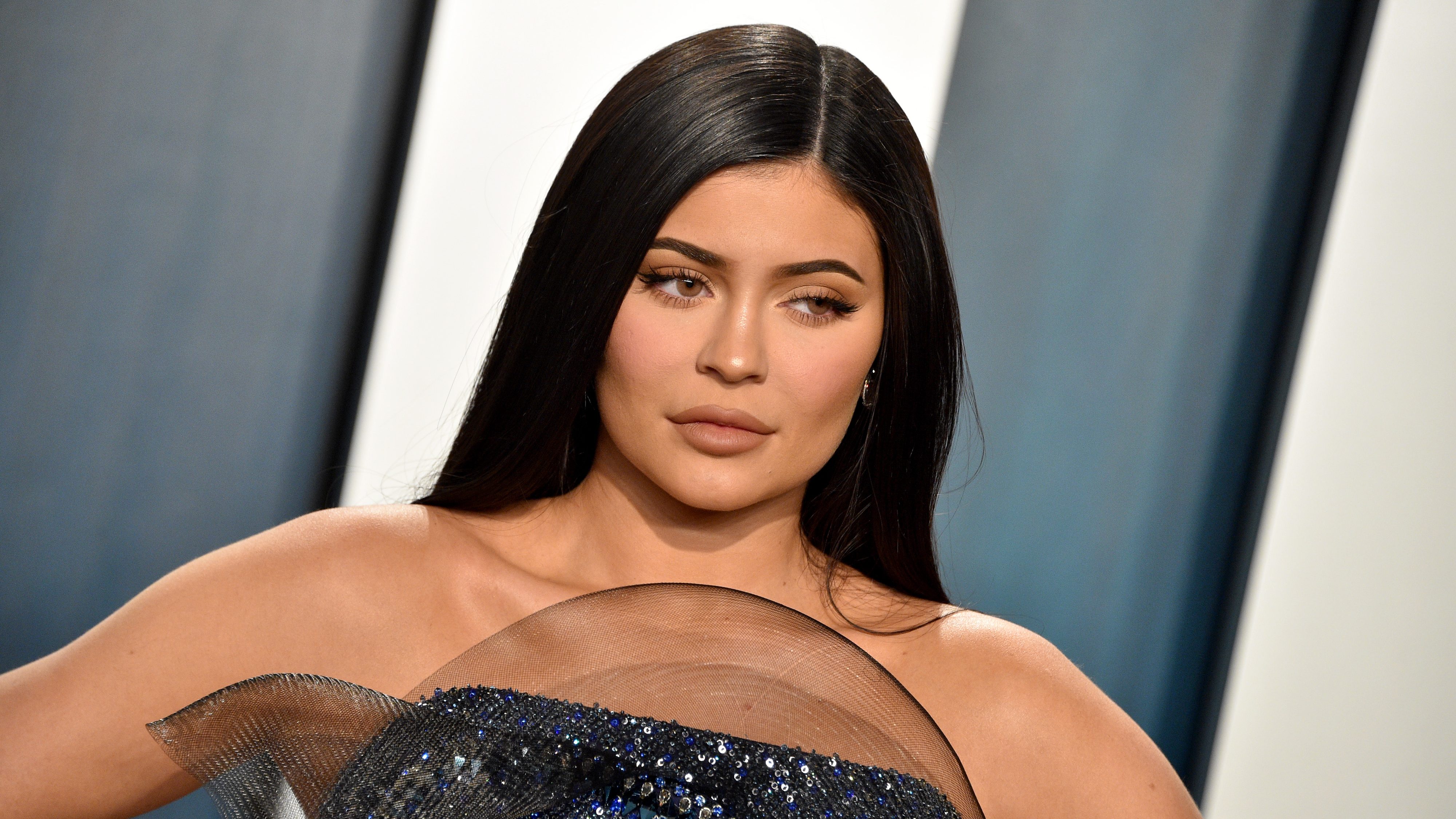 Kylie Jennert „klímabűnözőnek” kiáltották ki, amiért negyedórákat repülget a magángépével