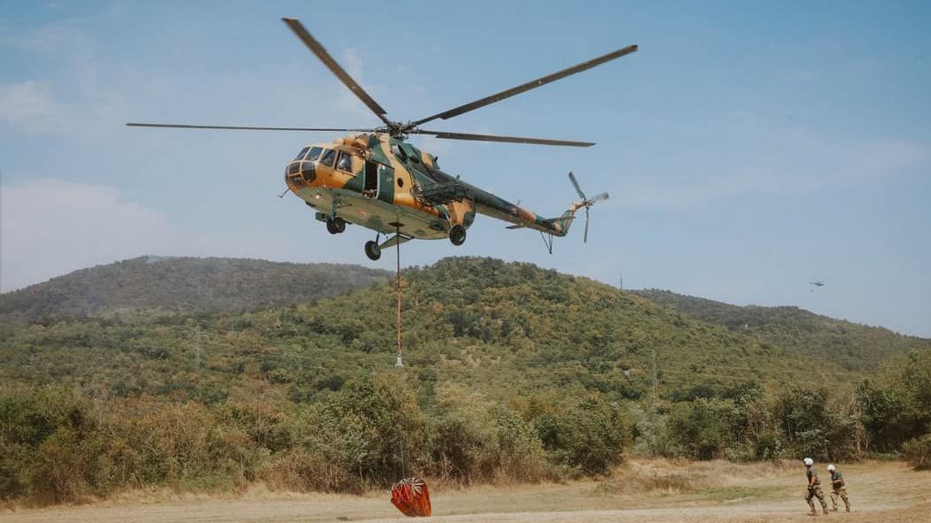 Magyar helikopterekről is oltják a Szlovéniát sújtó hatalmas tüzet