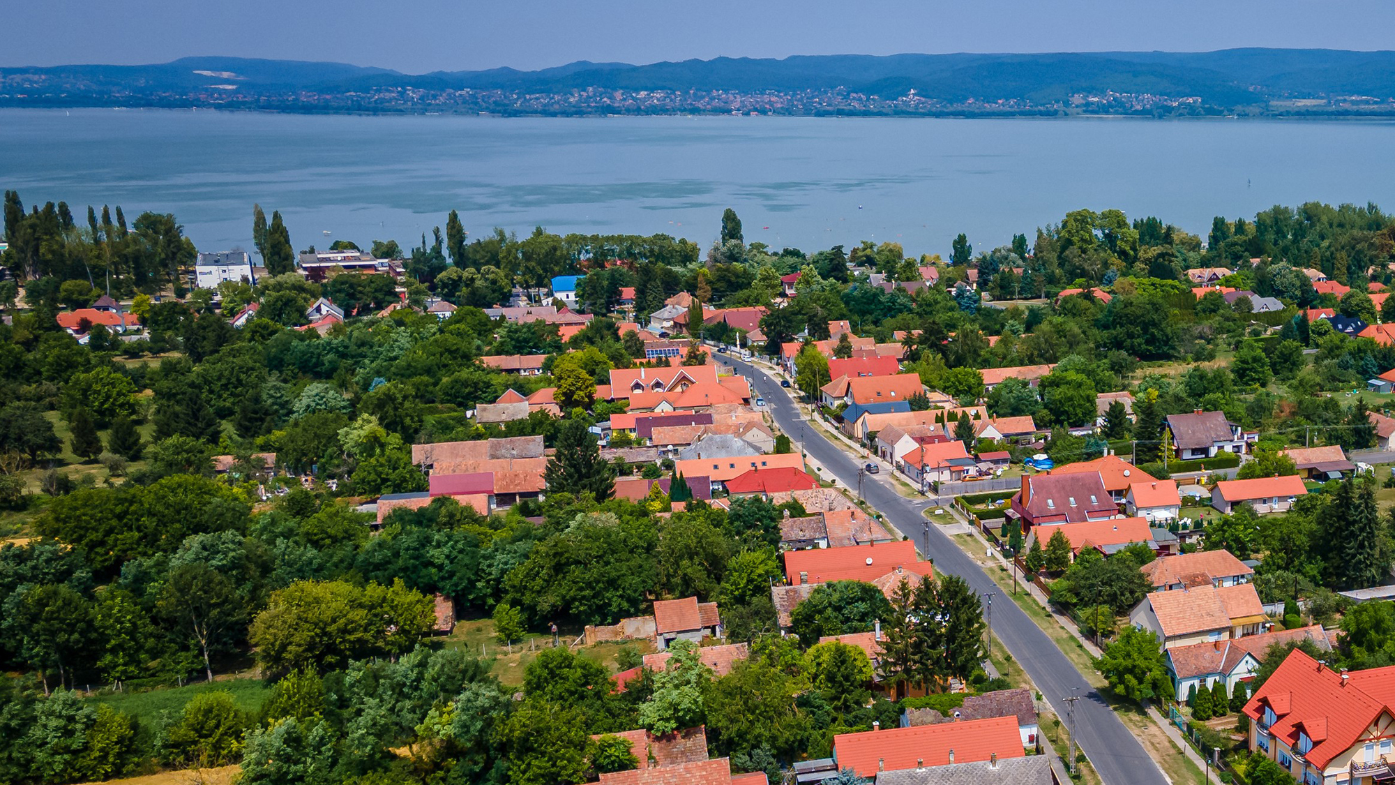 „Visszamegyünk oda, hogy csak suttogva beszélnek az emberek a pénzügyeikről”