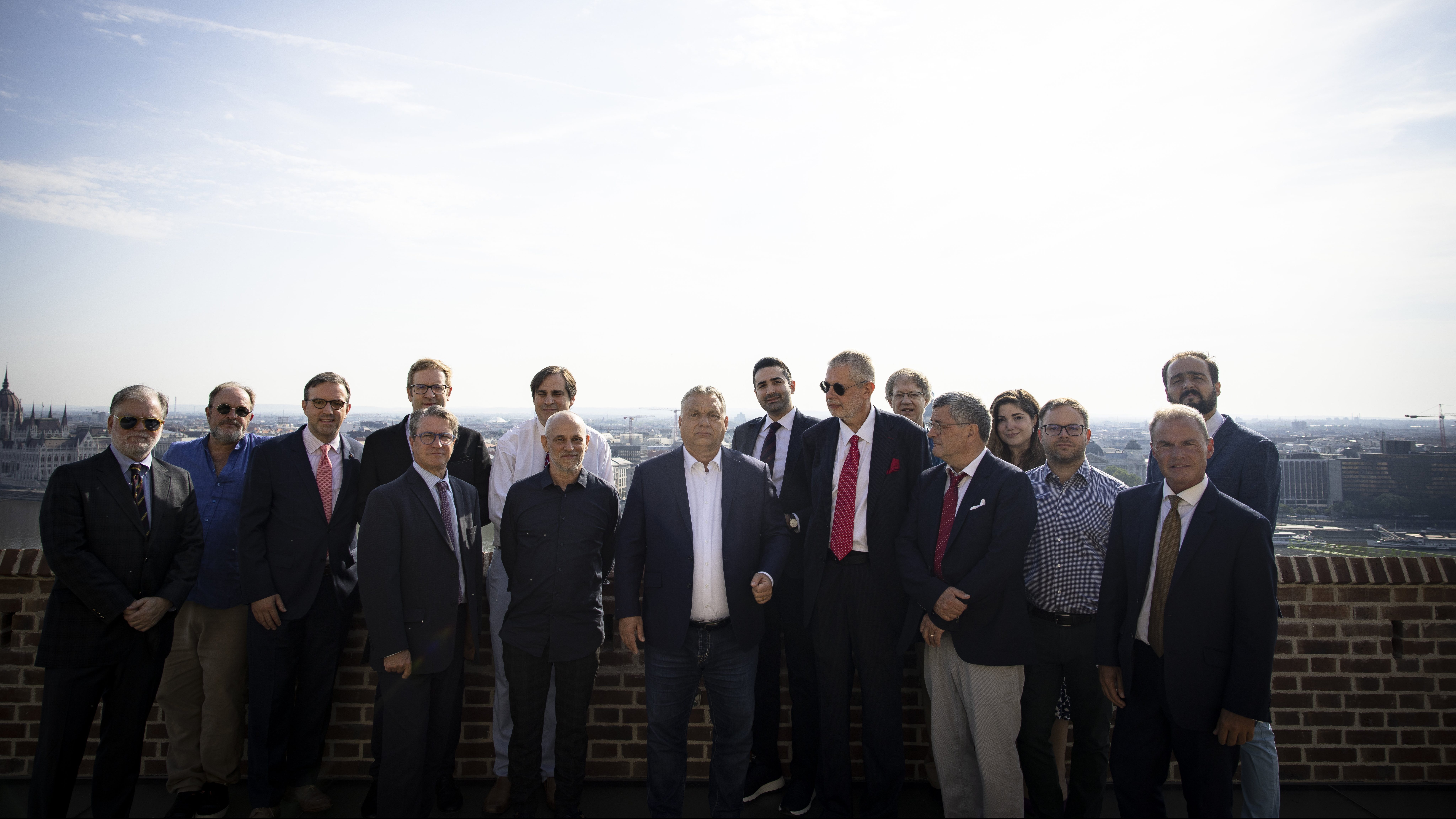 Orbán fogadta az MCC Feszt külföldi vendégelőadóit