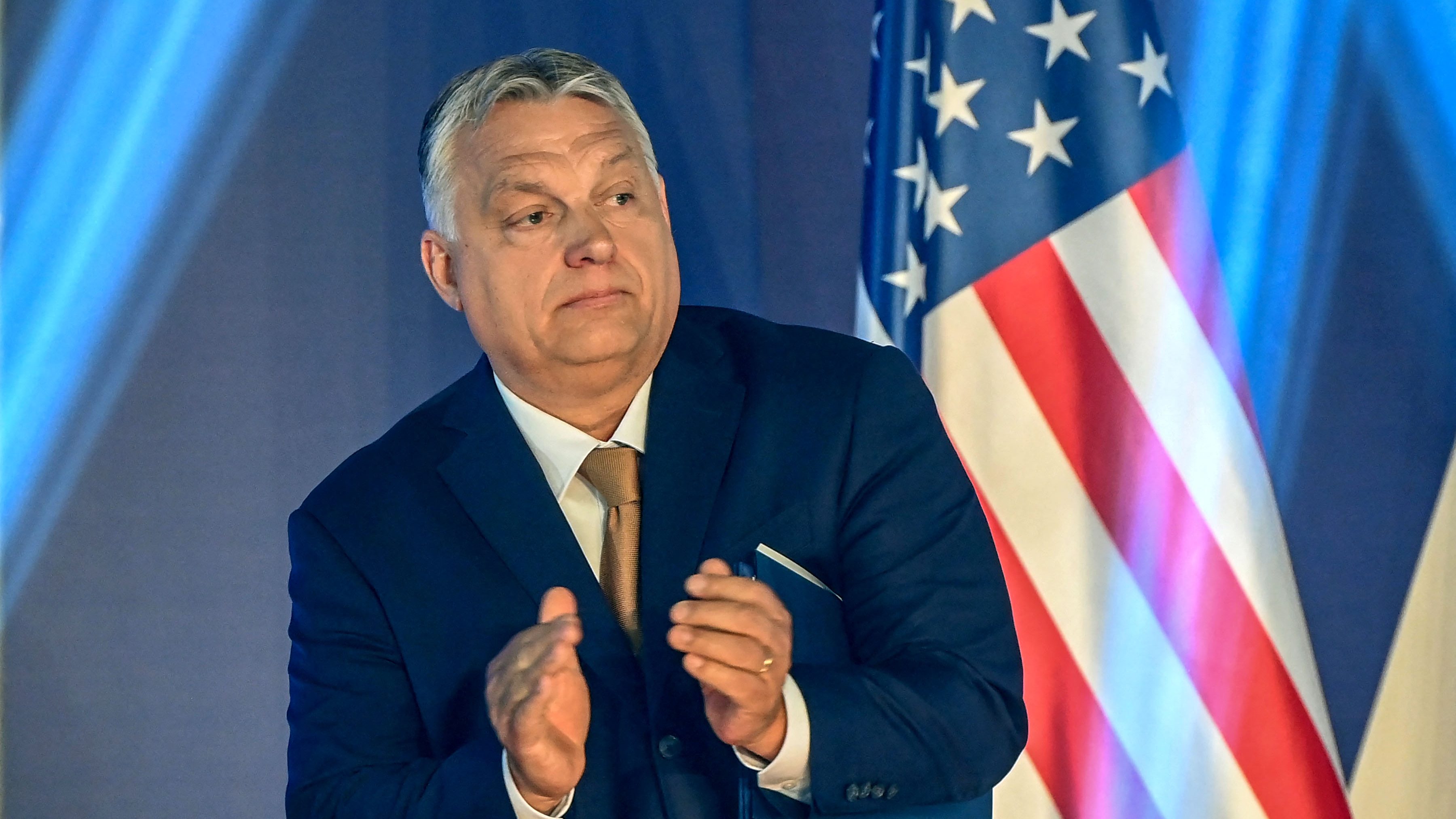 Orbán Viktor az USA-ba utazott, hogy republikánusoknak szónokoljon