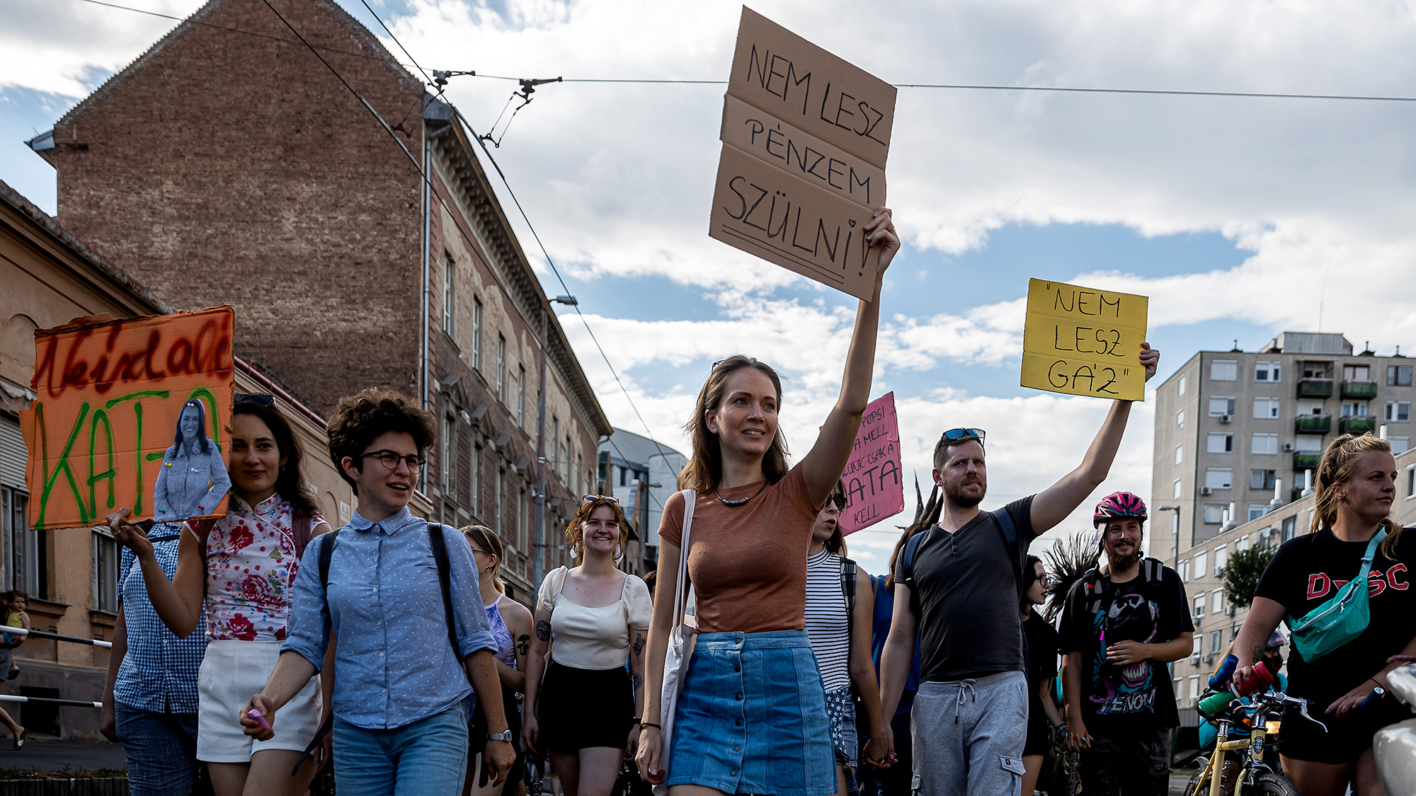 Jó hírünk van a katából kiesőknek – a családosok jövőre kaphatnak „szja-visszatérítést”