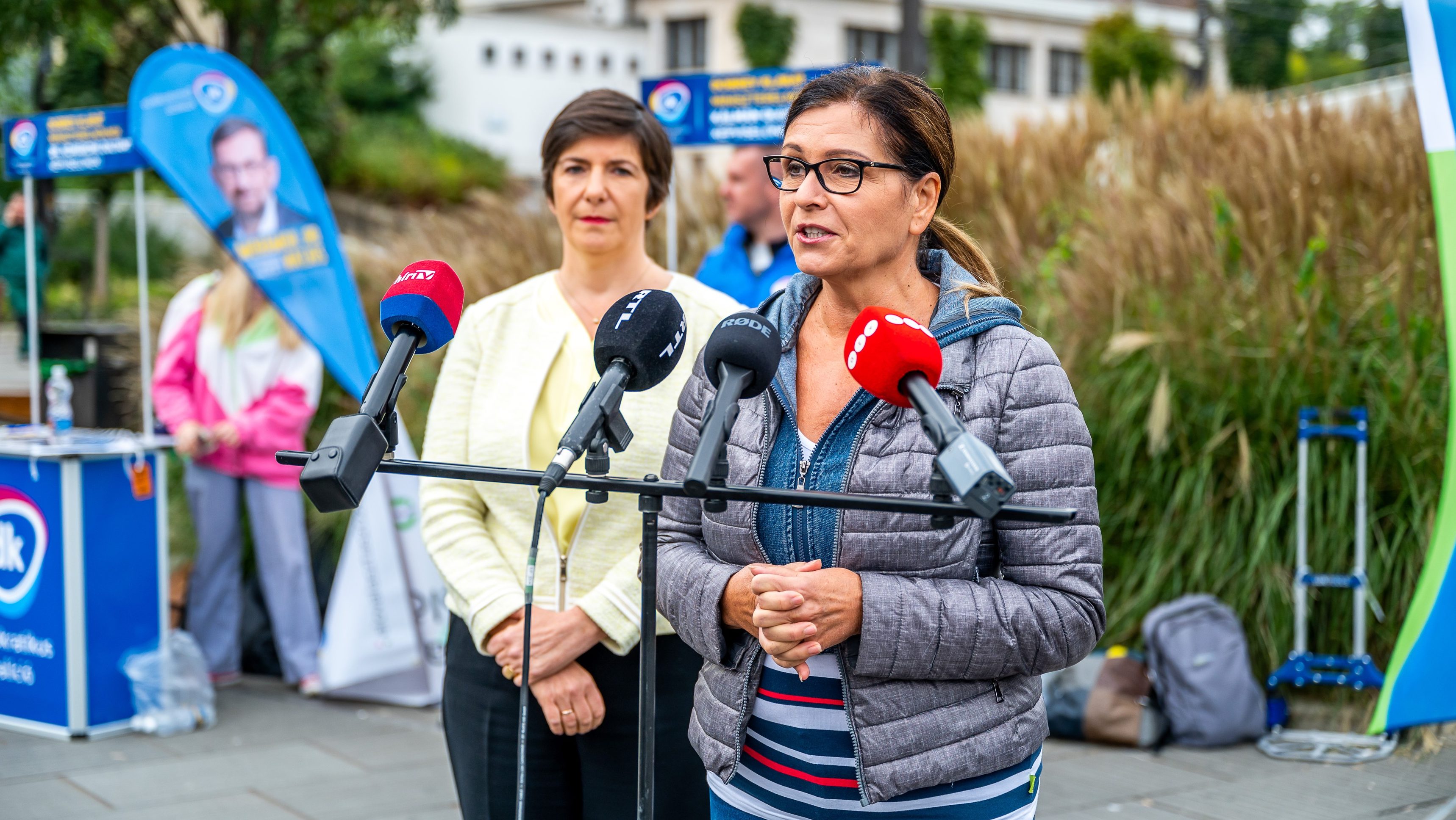 Megrovást és pénzbüntetést kapott Kálmán Olga fenyegetője