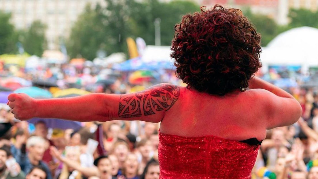 Tízezrek vettek részt a prágai Pride szombati felvonulásán