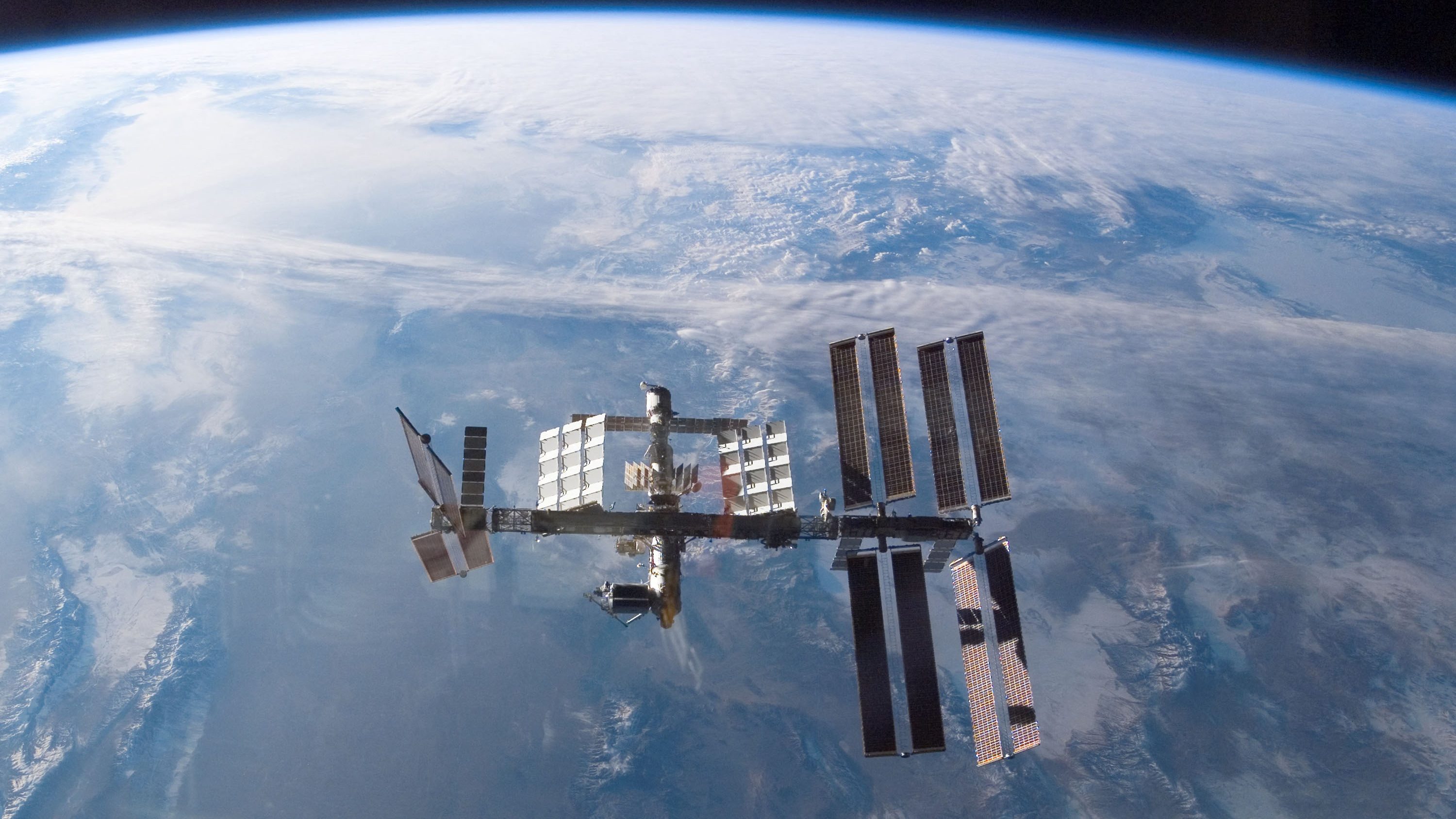 Űrséta közben hibásodott meg egy orosz űrruha