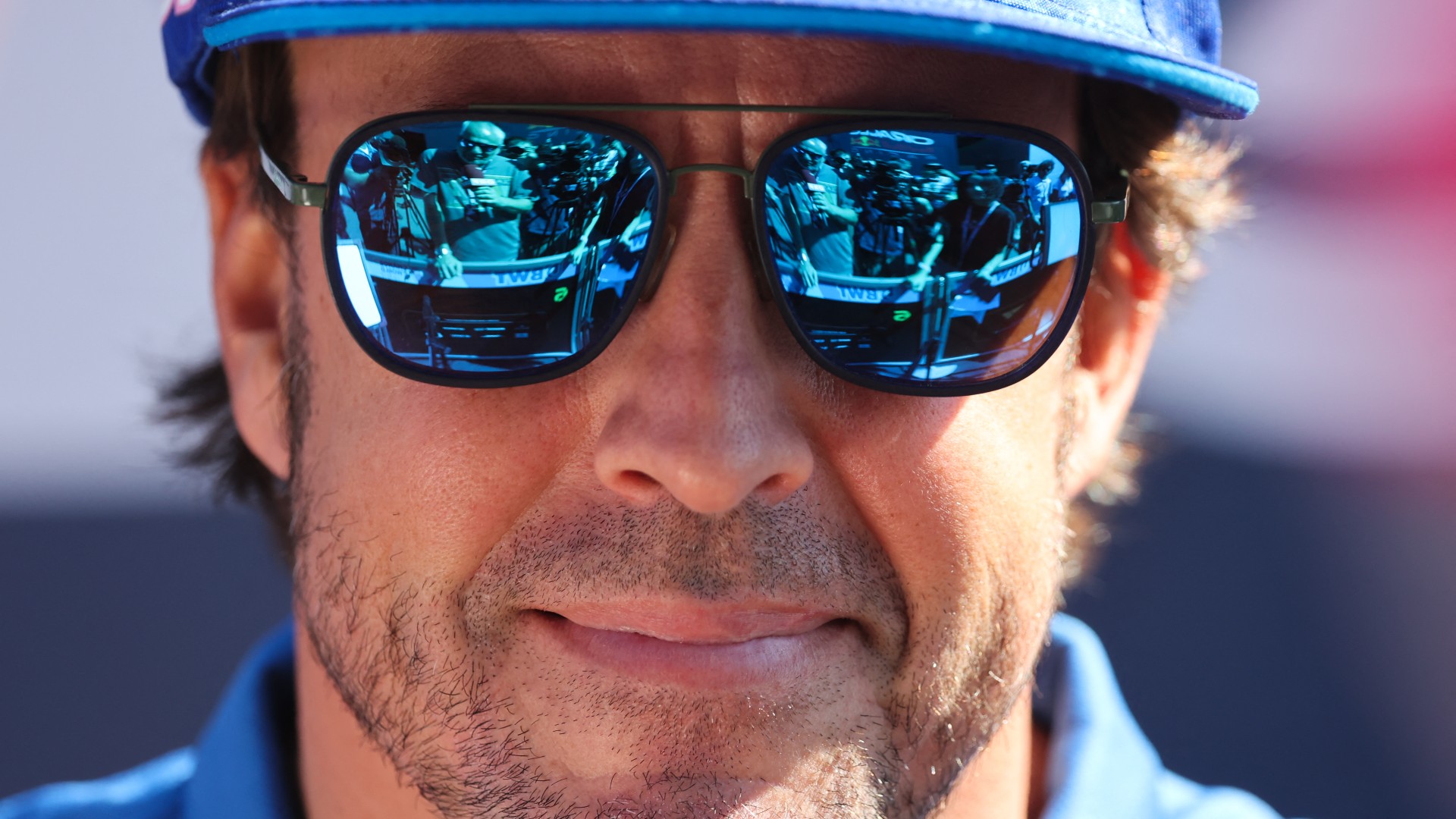 „A pillanat hevében csúszott ki a számon az a mondat” – Alonso bocsánatot kért Hamiltontól az idiótázás miatt