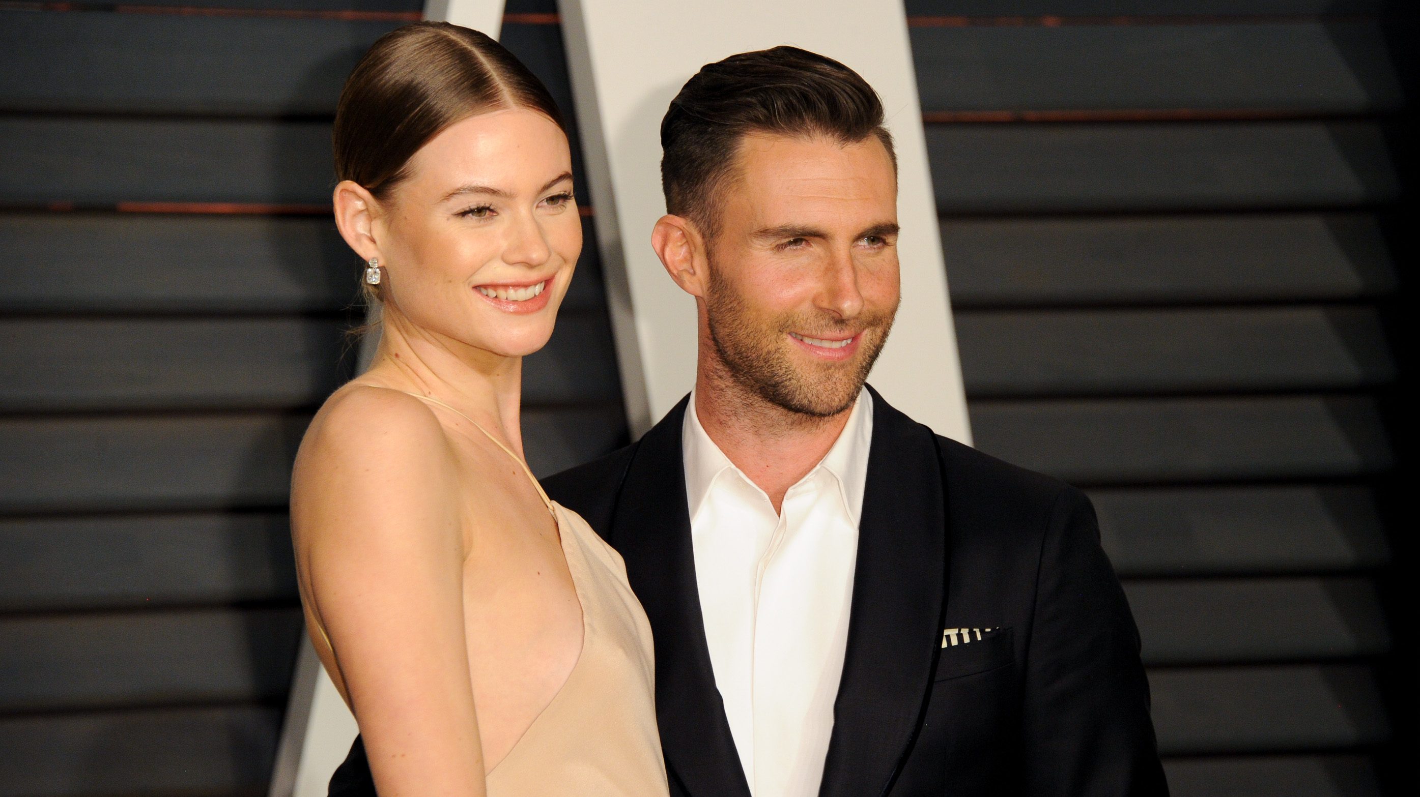 Harmadik gyerekével terhes Adam Levine felesége, Behati Prinsloo