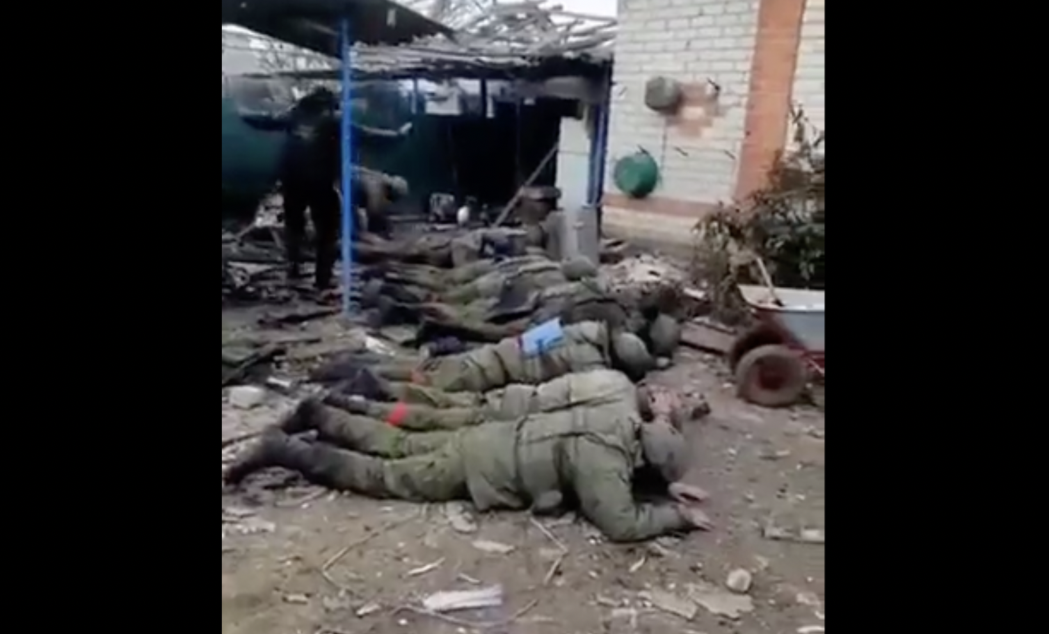 A New York Times szerint hiteles a fogságba került orosz katonák kivégzéséről szóló videó
