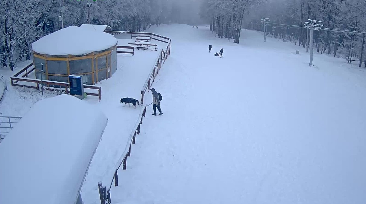Fotók: már közel 30 centis a hó Kékestetőn, igazi mesevilág várja a látogatókat