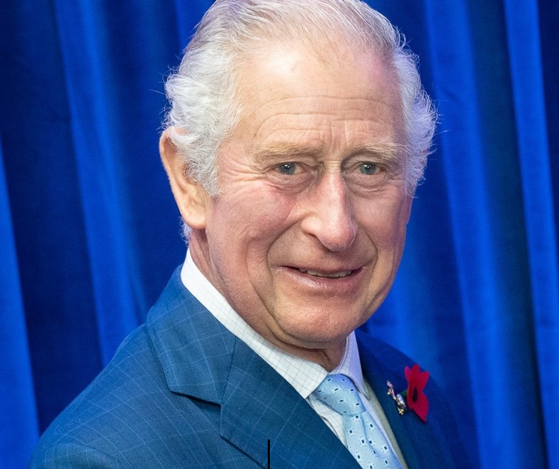 Daily Mail: Károly király a békülés jegyében meghívja a koronázási ceremóniájára Harryt és Meghant