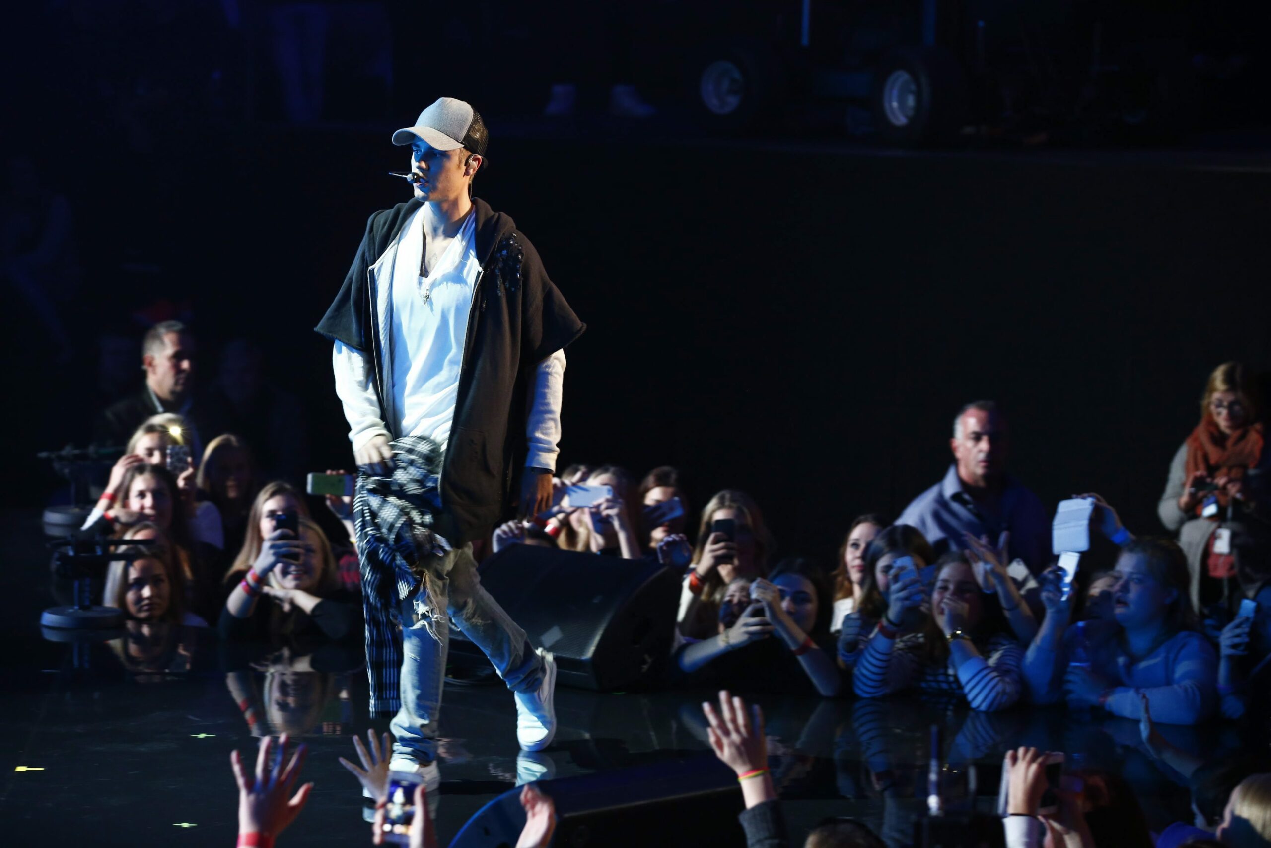 „Ez szemét” – Justin Bieber kiakadt a pólókra, amit az arcképével dobott piacra egy ruhabolt