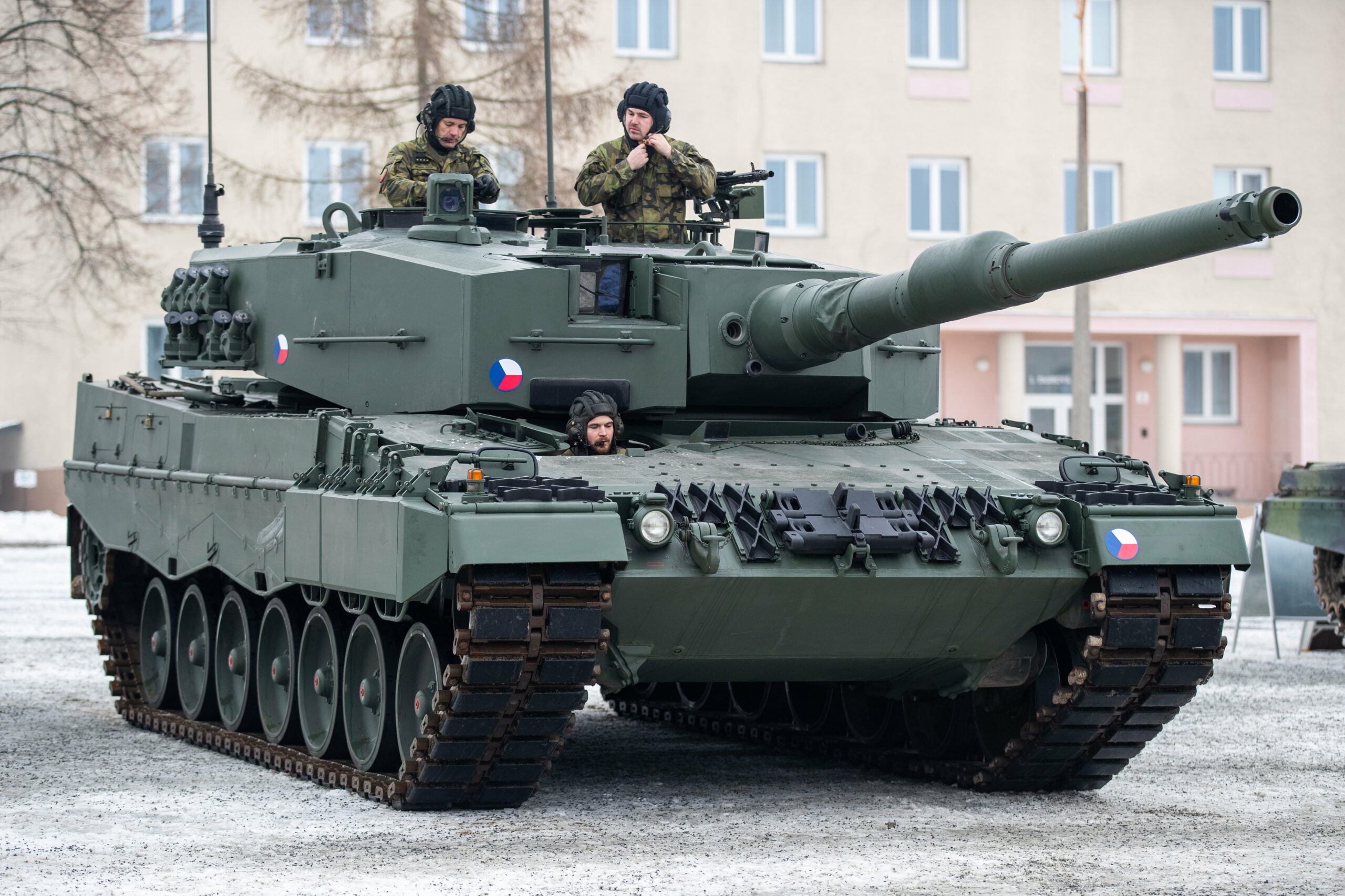 Lengyelország tankokat küldhet Ukrajnának, a németek nem vétóznák meg