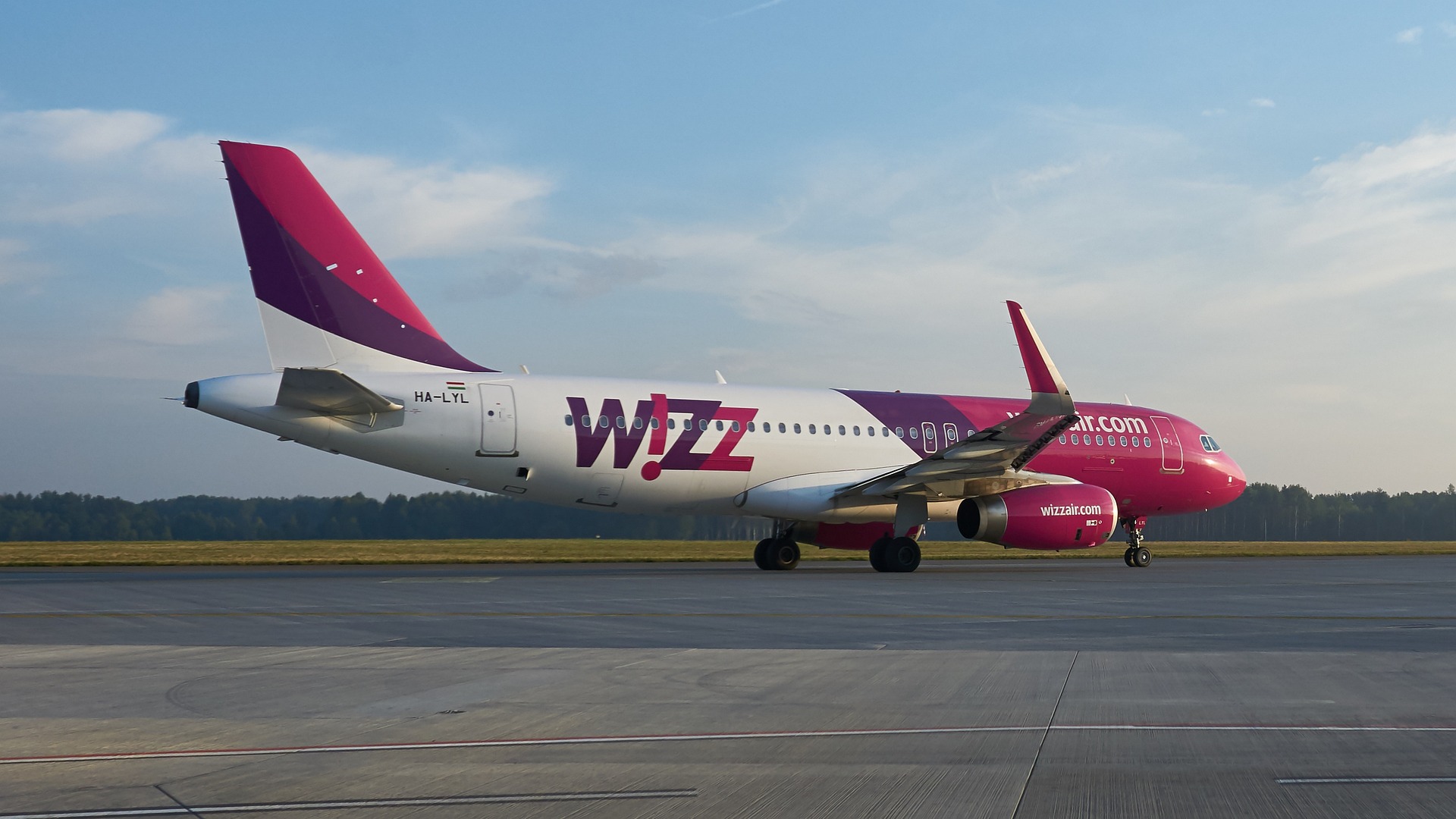 Egy magyar utas verekedett a gépen, 18 órát késett a Wizz Air járata Dzsiddából