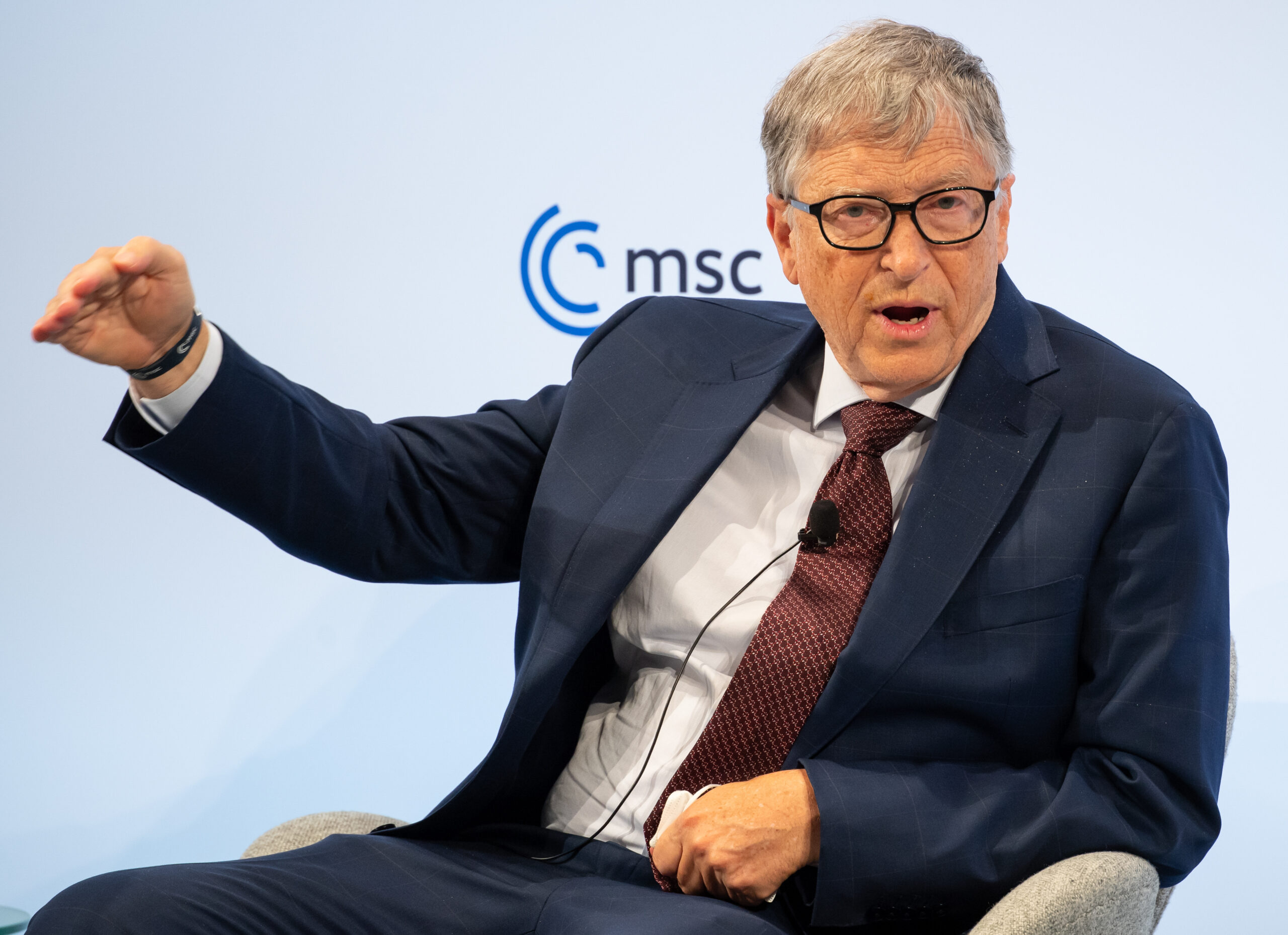 Bill Gates szerint nem mond ellen a klímaváltozás elleni küzdelmének az, hogy magángéppel utazik