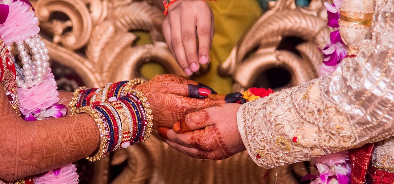 Meghalt a menyasszony, a vőlegény pedig a húgát vette el egy indiai esküvőn