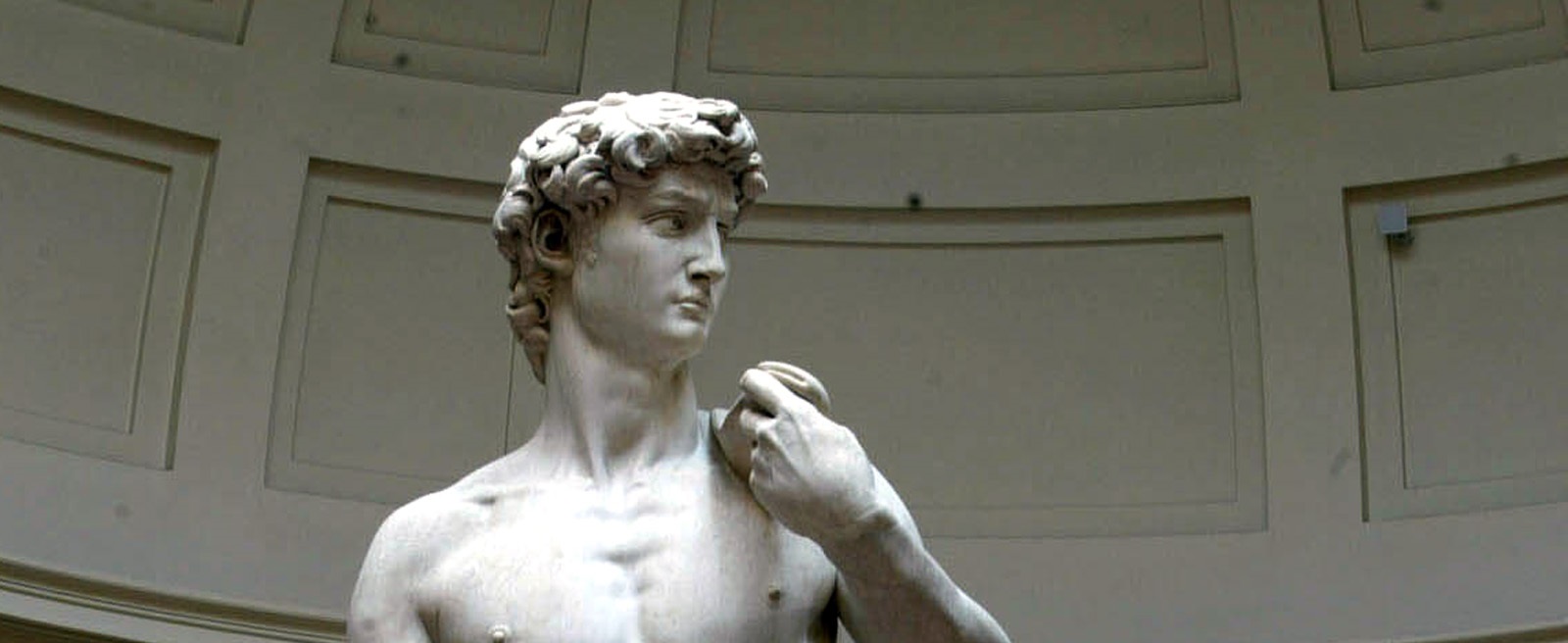 Kirúgták egy iskola igazgatóját, mert megmutatta Michelangelo Dávid-szobrát a diákoknak – művészettörténet órán
