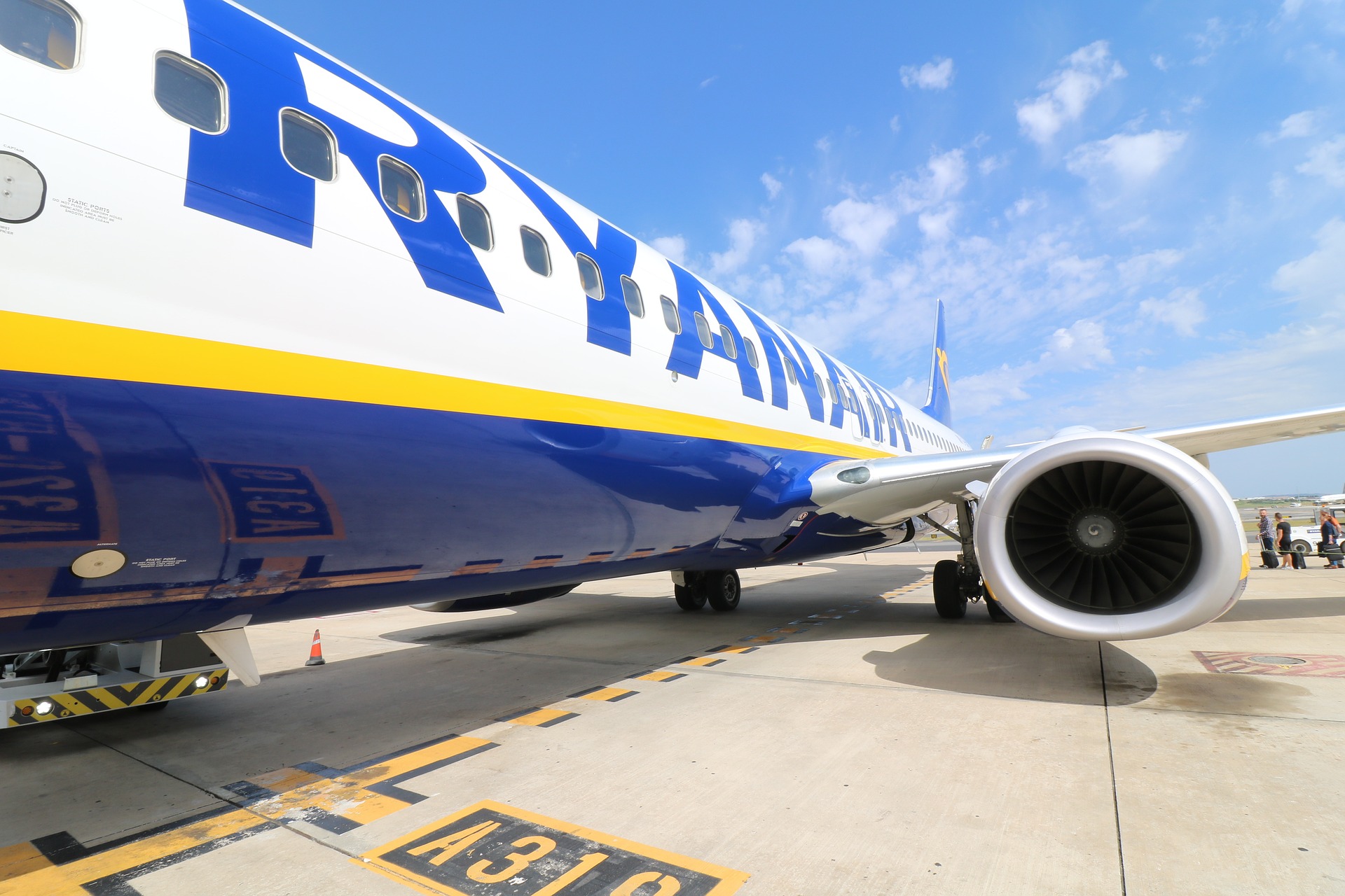 Cinikus választ küldött a Ryanair az utasnak, aki trükkösen akarta elkerülni, hogy poggyászdíjat fizessen