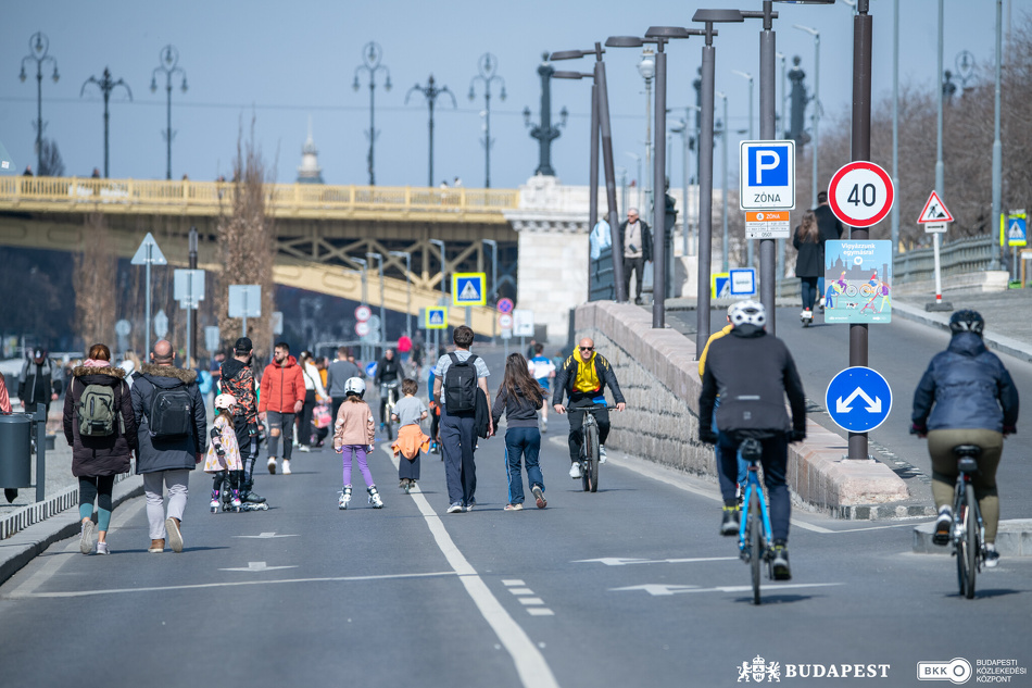 Hétvégén ismét I bike Budapest – a lezárt rakpart egy szakaszán is halad majd a bringás felvonulás