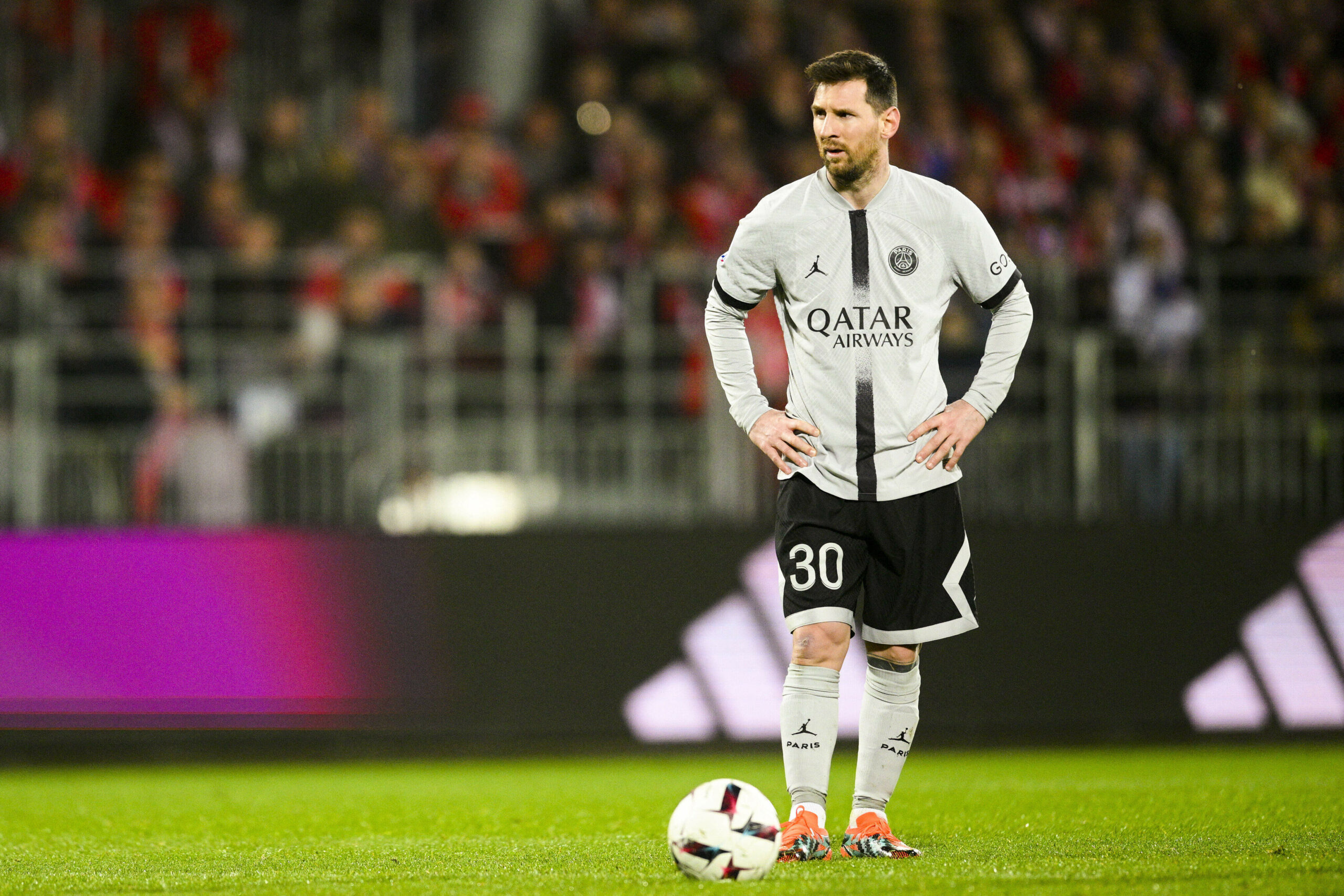 Áll a bál a futballvilágban: Lionel Messit felfüggesztette a PSG – de mit csinált a sztár Szaúd-Arábiában?
