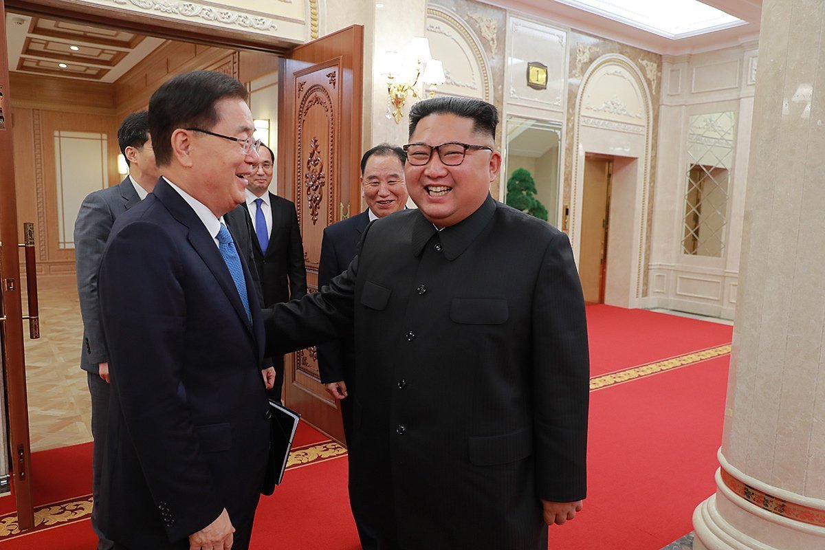 Brutálisan elhízott Kim Dzsongun, már majdnem 140 kilót nyom