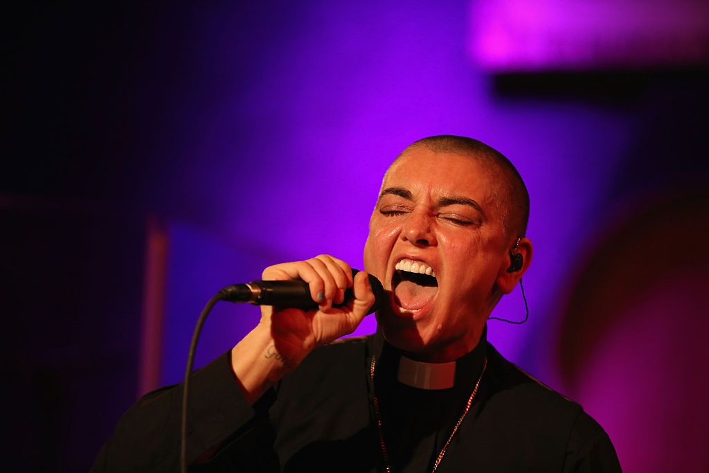 Talán a halálban önmagára talál – elment Sinéad O’Connor