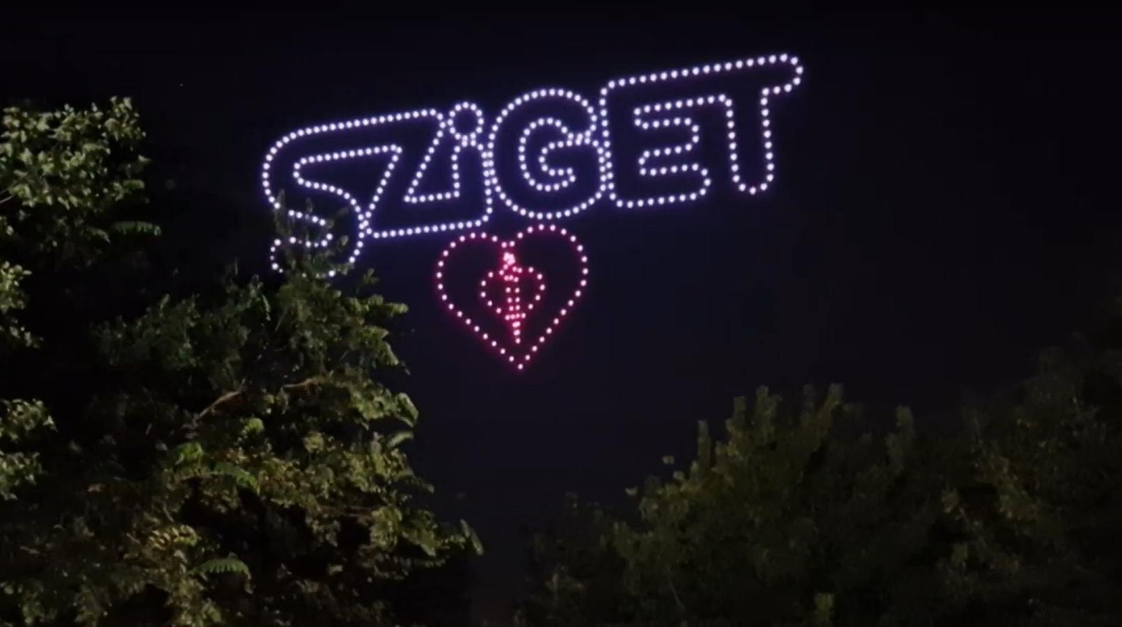 Szenzációs látvány – drónok tánca a Sziget Fesztivál éjjeli egén