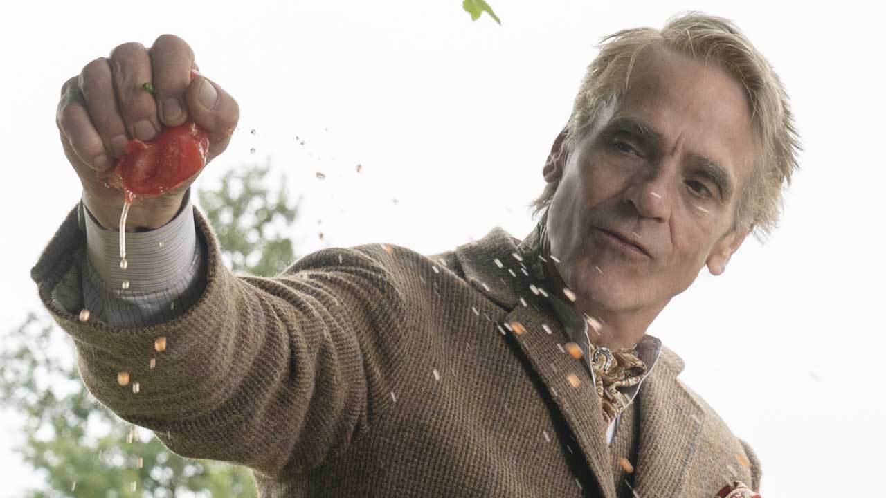 Majdnem cirkuszi sztár lett, az utcán kereste a kenyerét, és imád gonoszkodni – Jeremy Irons 75 éves