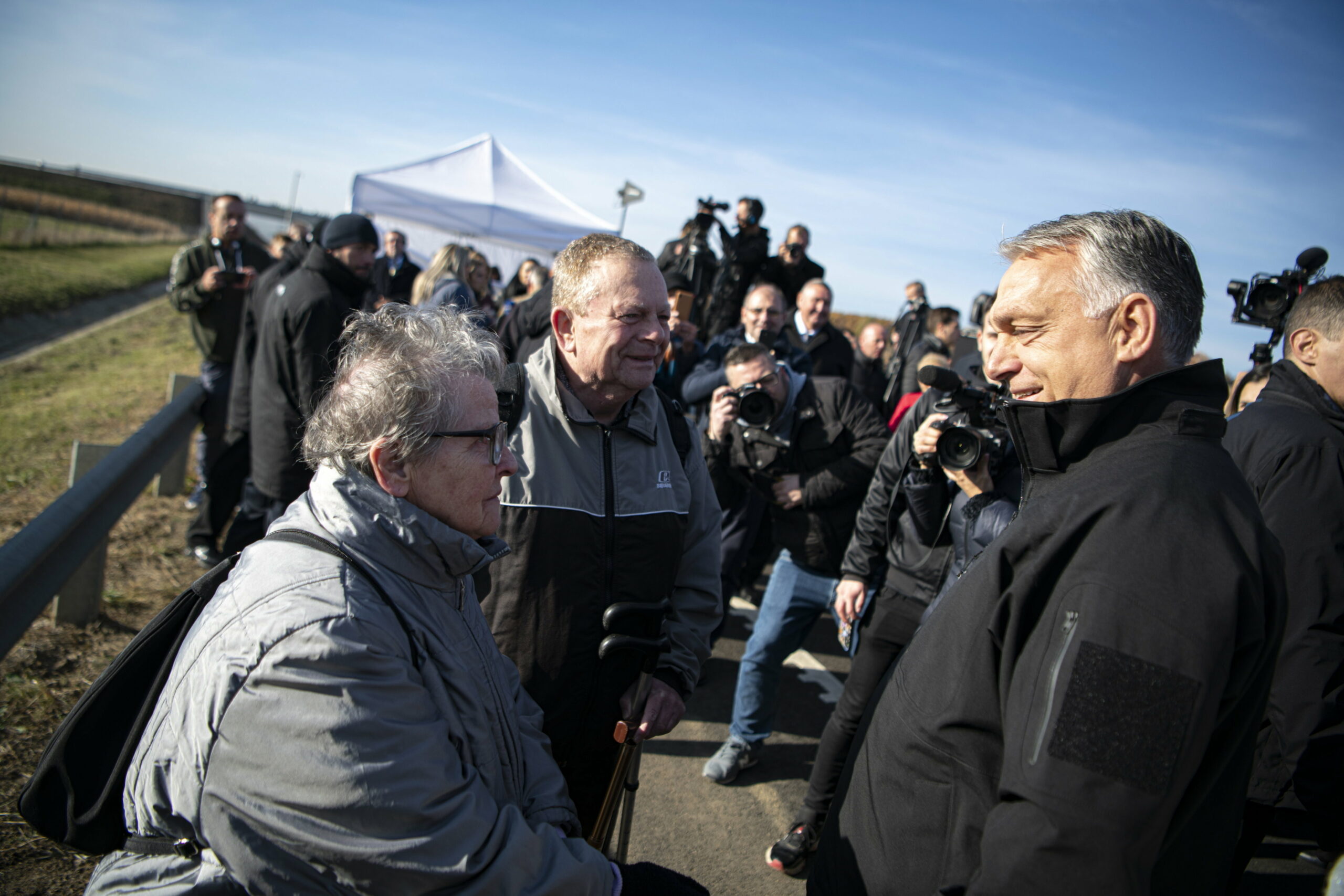 Orbán bejelentette: közel félhavi plusz nyugdíj jön majd novemberben