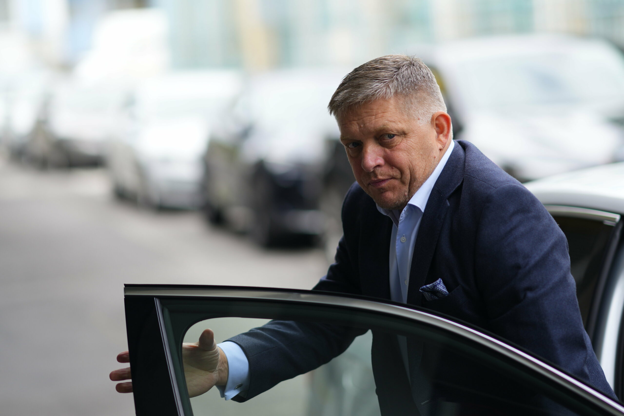 Máris ultimátumot kapott Robert Fico