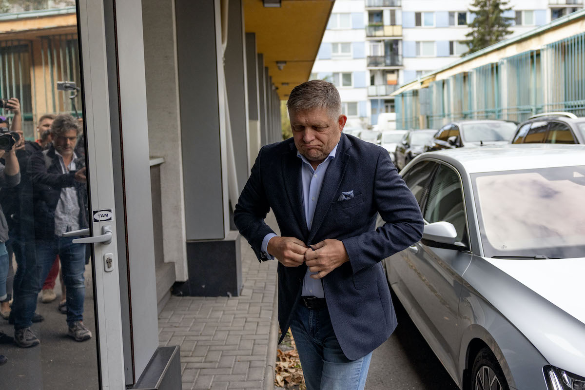 Robert Fico nem adja át a miniszterelnöki posztot Pellegrininek – egyszerűsödött a szlovák helyzet