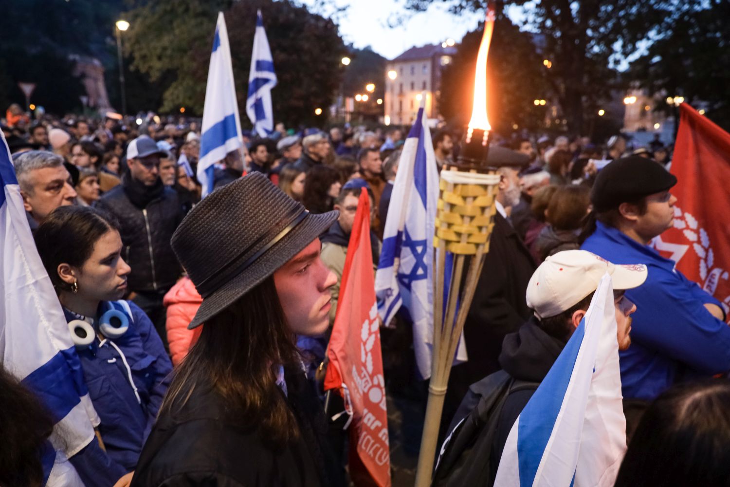 „Nincs szó arra a magyar nyelvben, amikor csecsemőket gyilkolnak, és nőket erőszakolnak, utána pedig megünneplik”