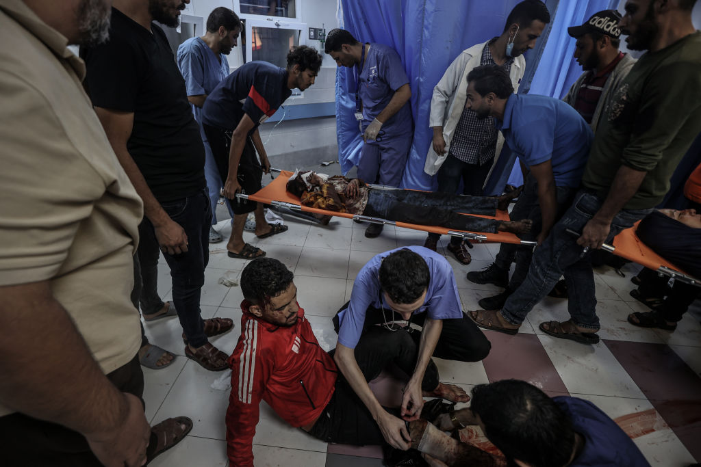 Egy titkos hangfelvétellel bizonyítaná az izraeli hadsereg, hogy nem ők bombázták le a gázai kórházat