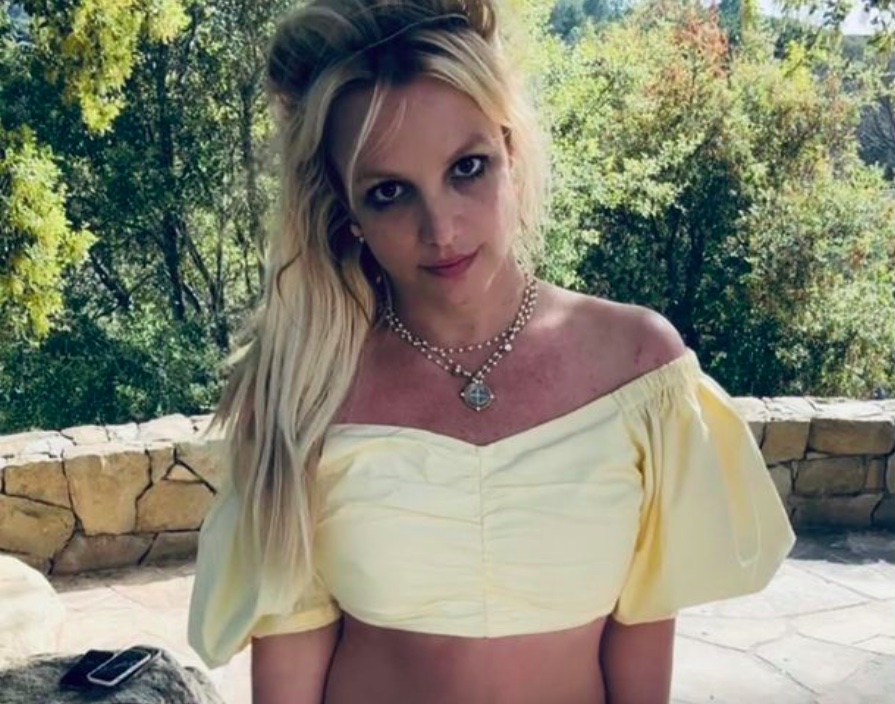 Britney Spears elárulta, hogy miért posztol meztelen fotókat magáról az Instagramon