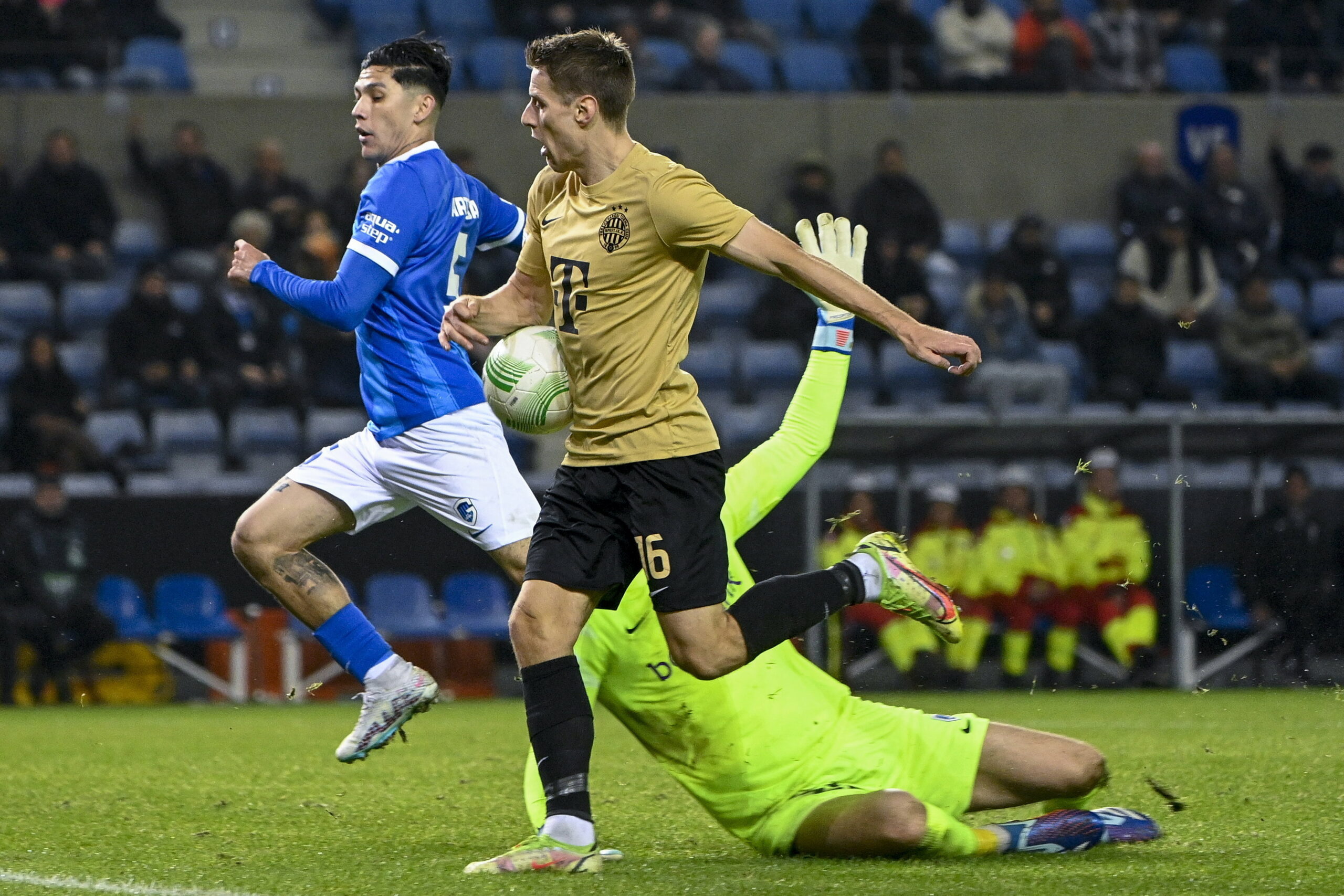 Gól nélküli döntetlent játszott a Ferencváros a Genk ellen