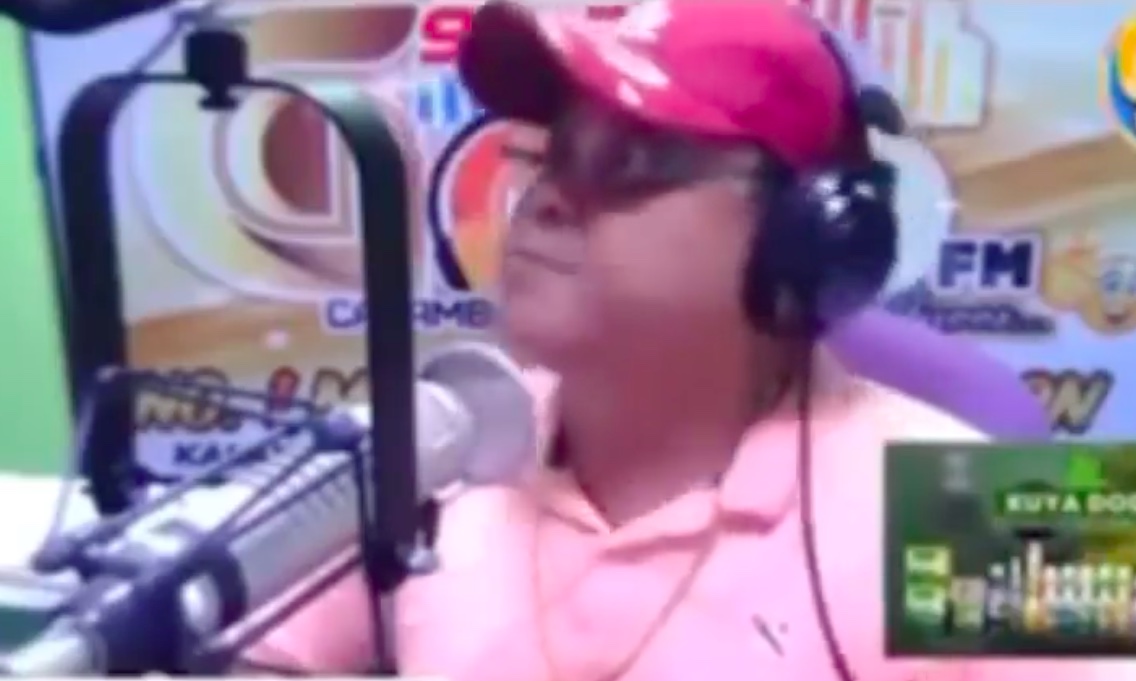 Videón, ahogy élő adás közben agyonlőnek egy rádiós műsorvezetőt a Fülöp-szigeteken