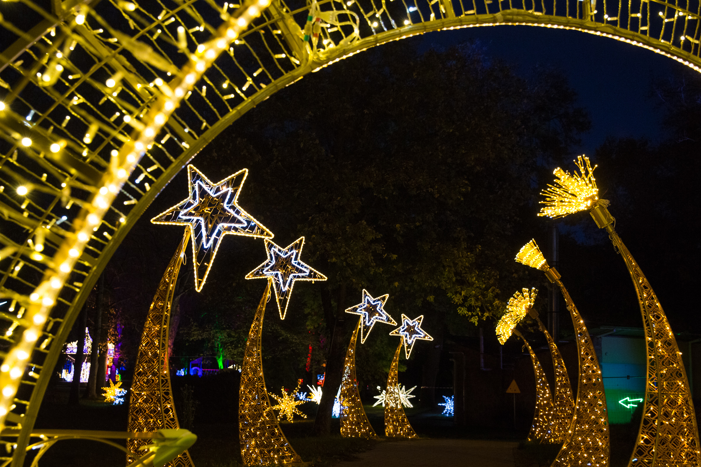 Akkora sikere volt, hogy újabb fénypark nyílik: a Lumina Christmas Park Óbudán, a Római strandon készül az ünnepekre